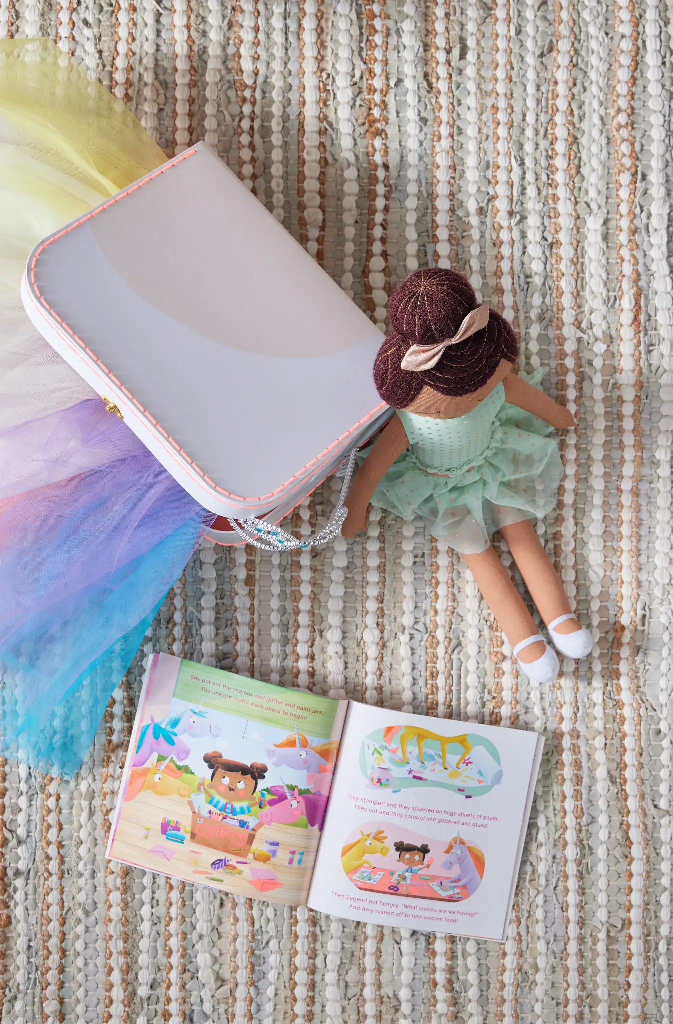 Sydney Ivory Woven 8x10 Area Rug Sydney Ivory Woven 8x10 Area Rug