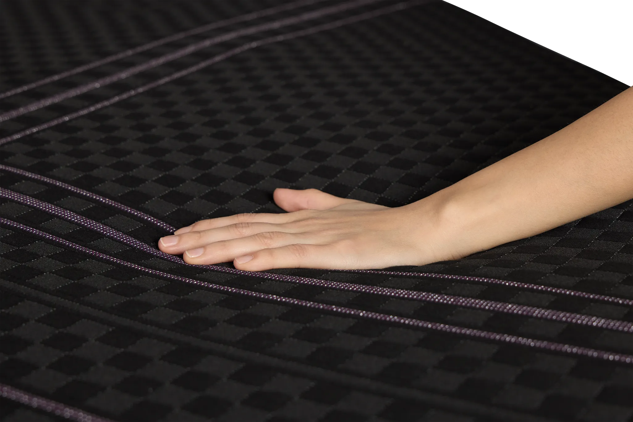 Beautyrest Black Series Two 13.5" Plush Hybrid Mattress