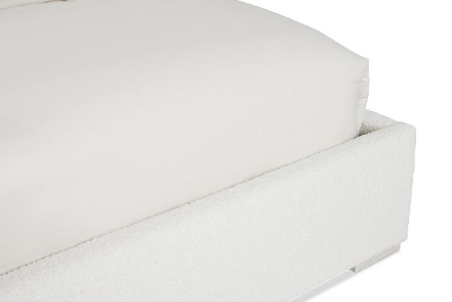 Costa White Uph Spread Bed
