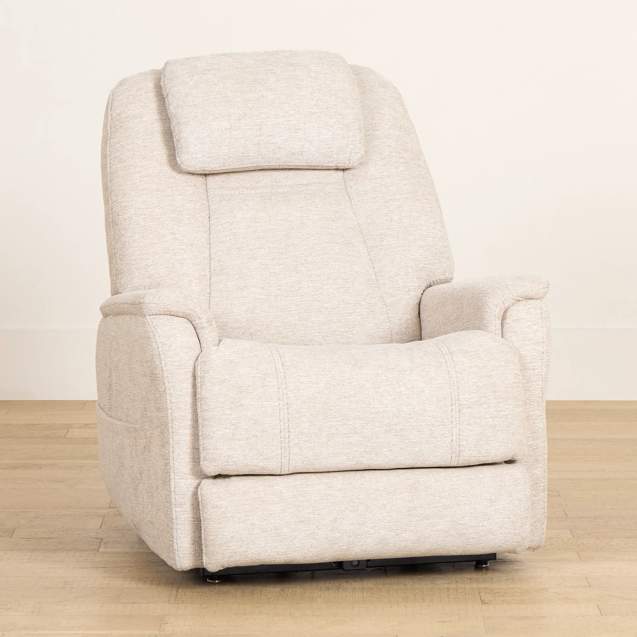 Model 3+ Petite Light Beige Fabric Power Lift Recliner