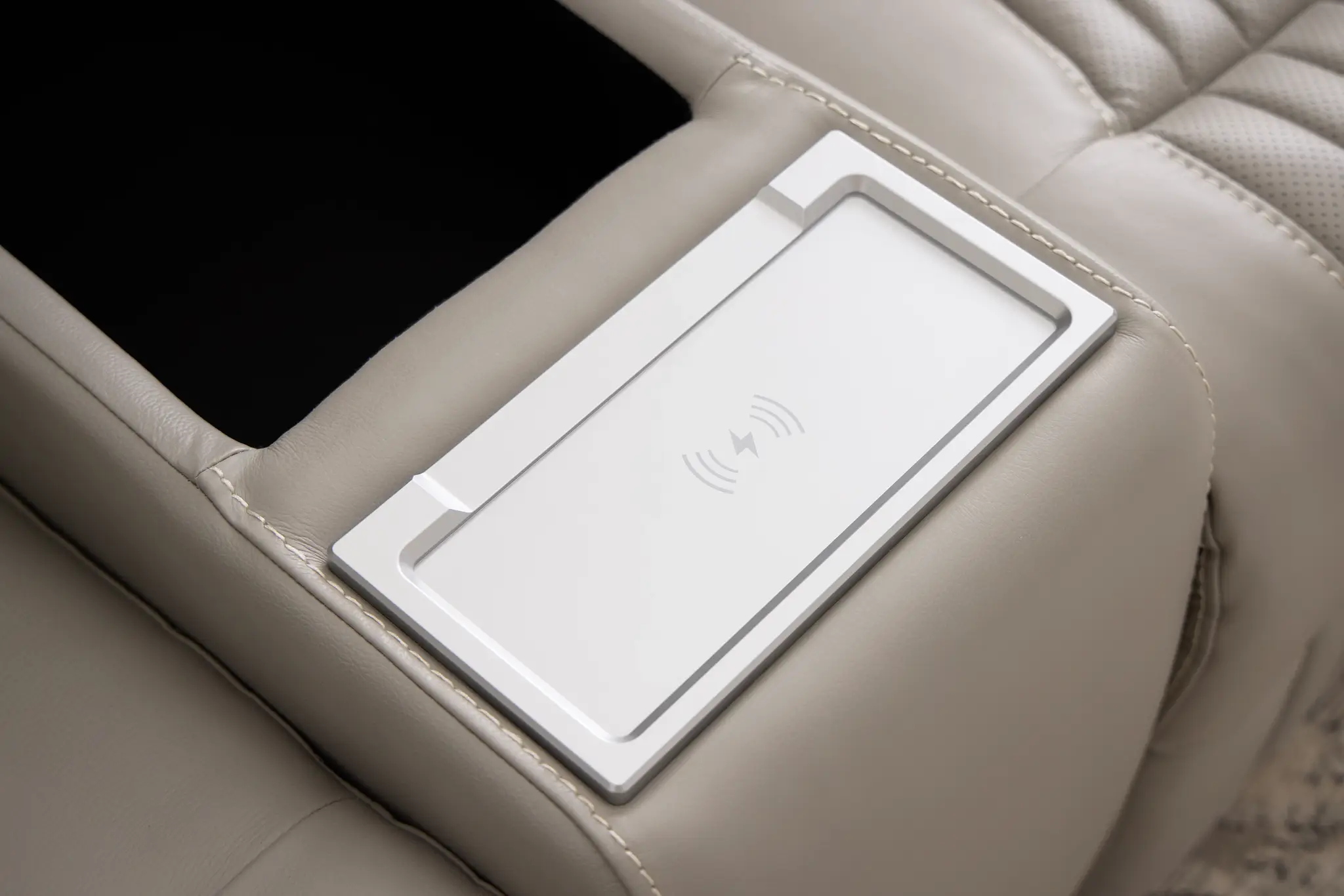 Nova Light Gray Lthr/vinyl Medium 2-arm Triple Power Massage Sectional Nova Light Gray Lthr/vinyl Medium 2-arm Triple Power Massage Sectional