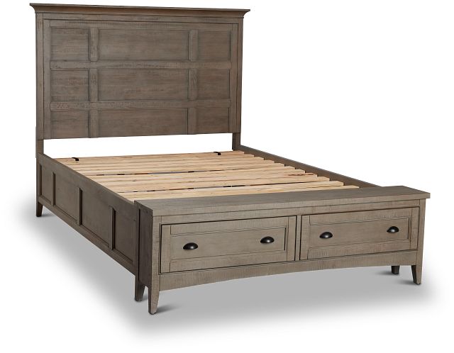 Heron Cove Light Tone Panel Bed With Bench