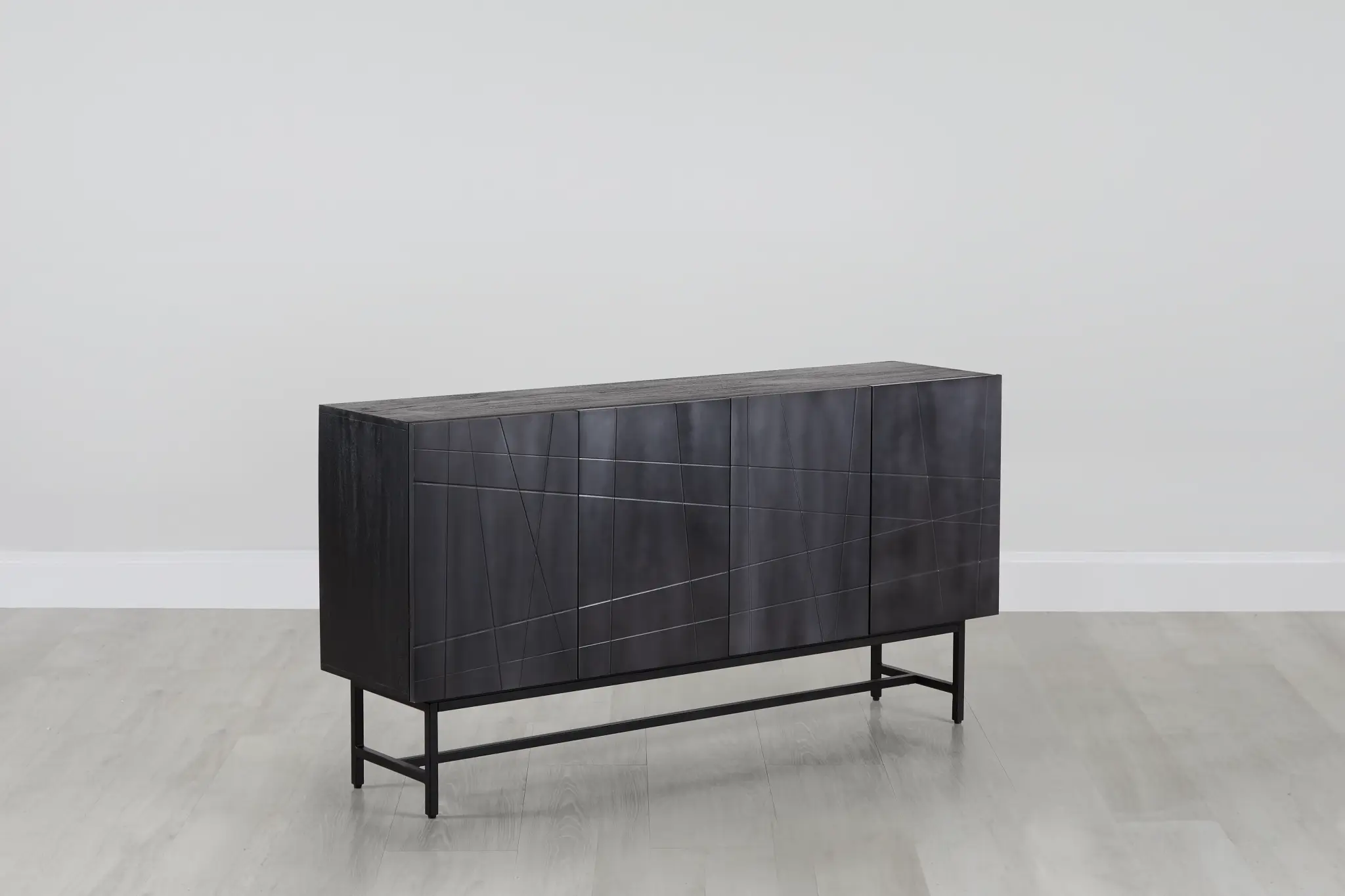 Wynter Dark Tone Four-door Cabinet Wynter Dark Tone Four-door Cabinet