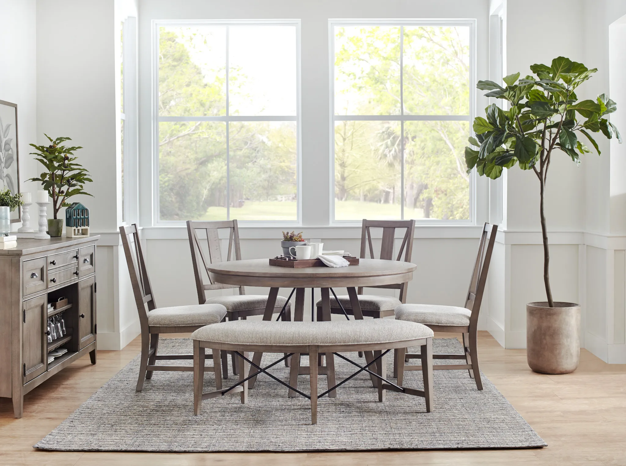 Heron Cove Light Tone Round Table, 3 Chairs & Bench