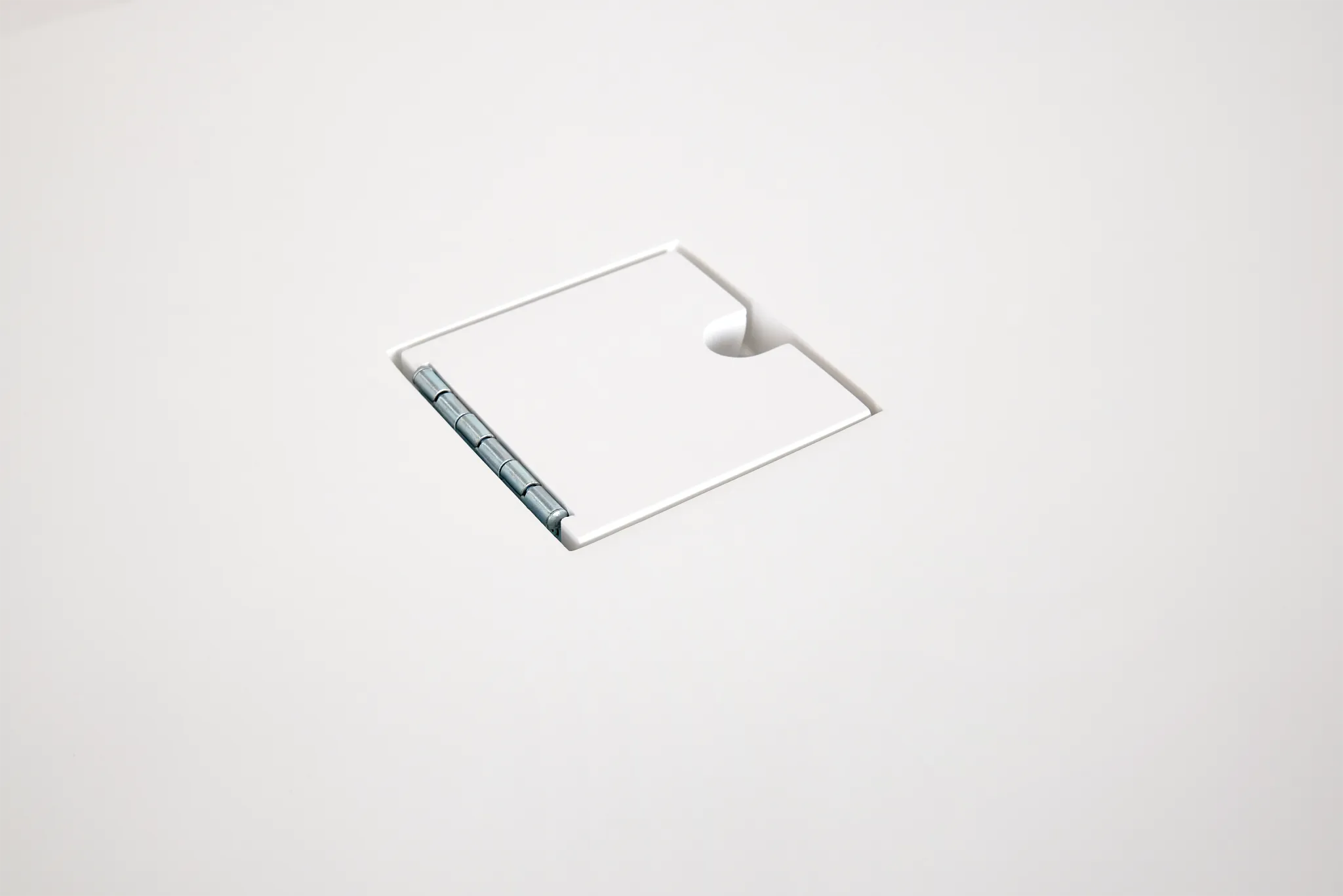 Newport White Peninsula Desk