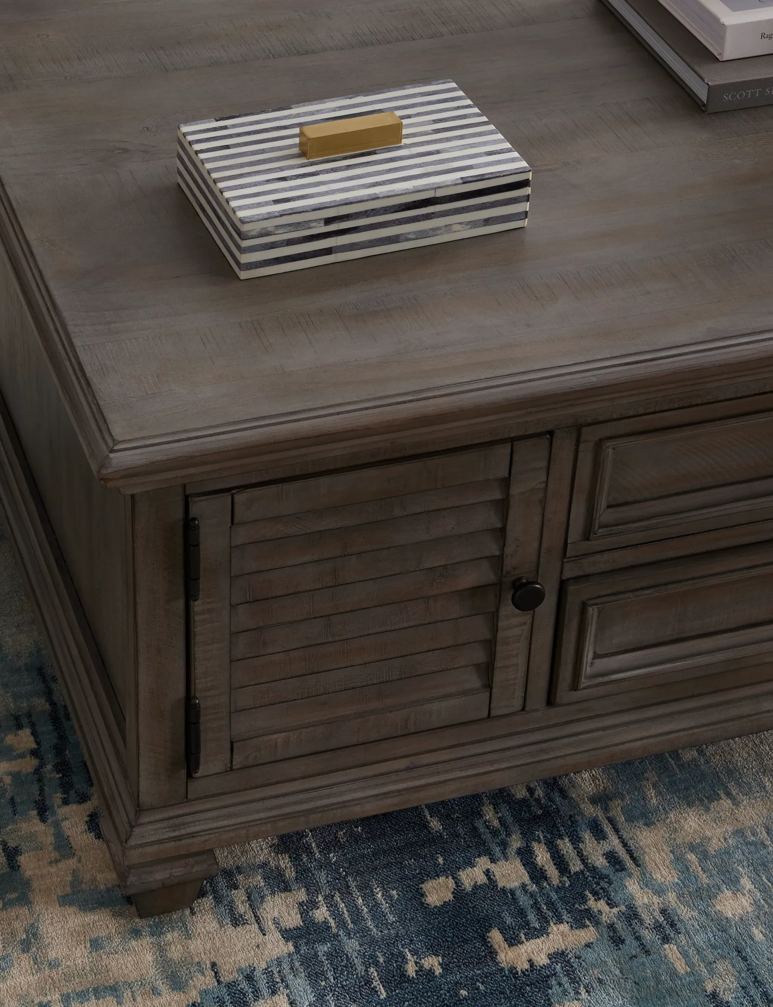 Sonoma Light Tone Lift Coffee Table