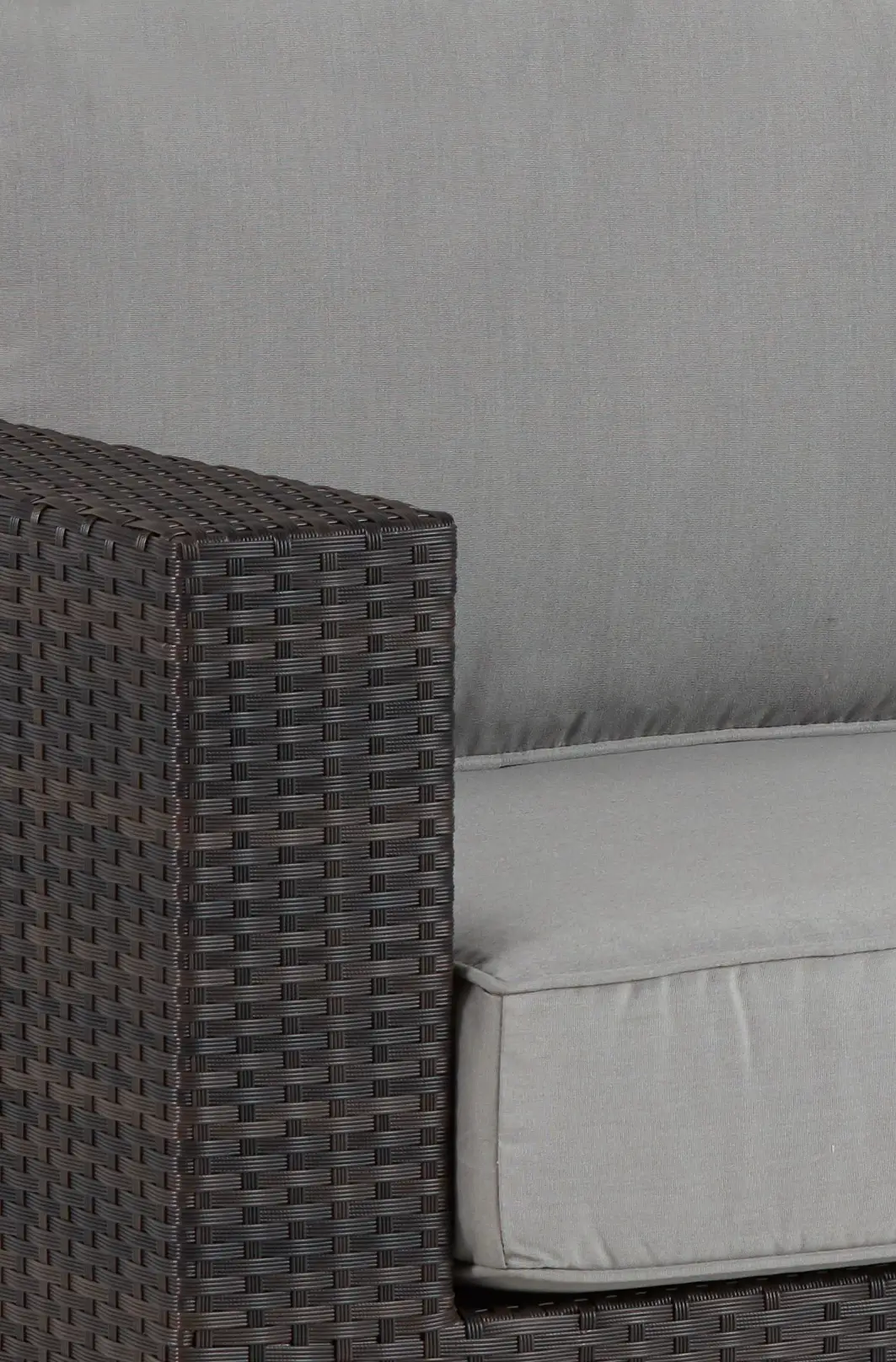 Fina Gray Loveseat Fina Gray Loveseat