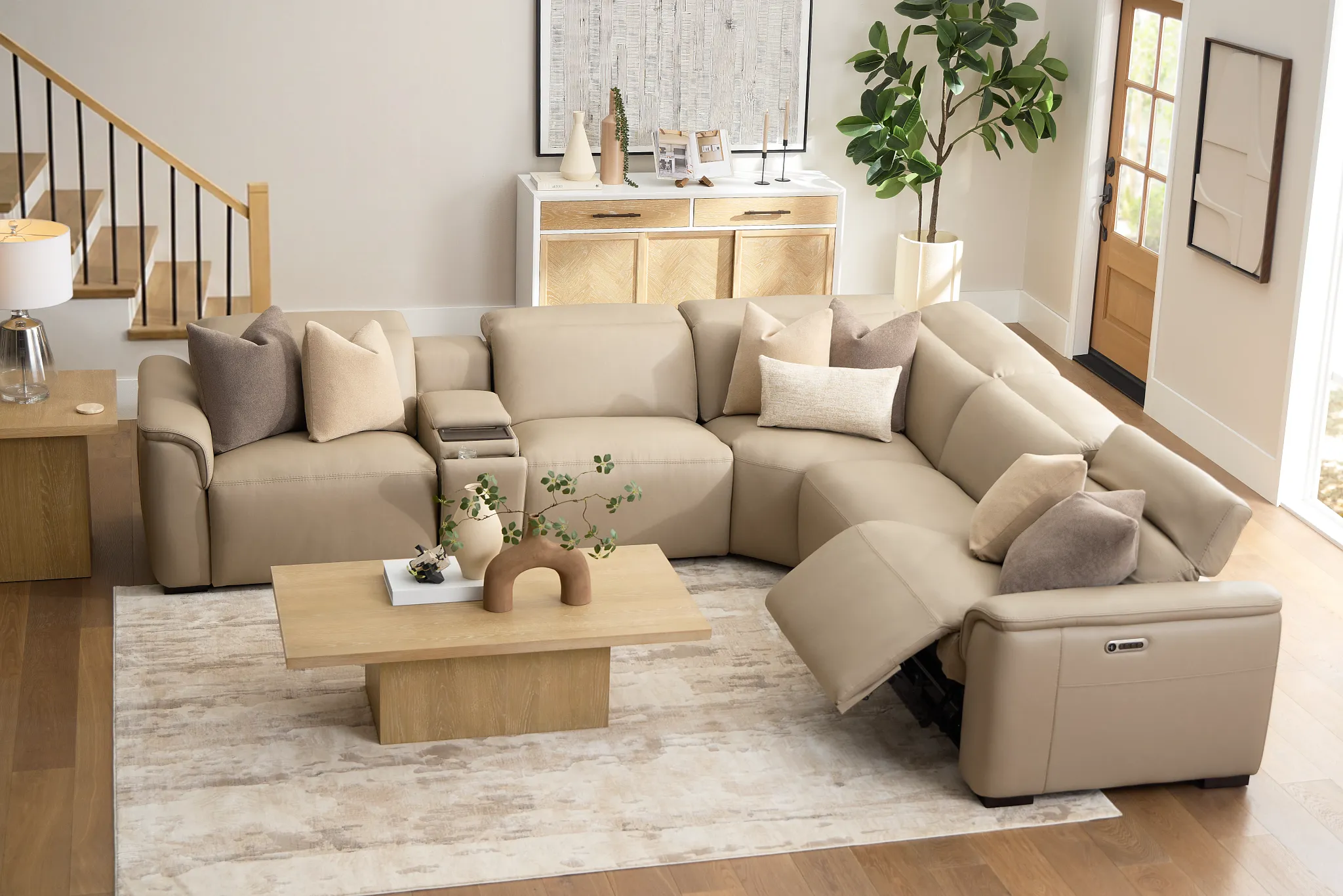 Flexsteel Brodie Taupe Lthr/vinyl Medium Triple Power 2-arm Sectional