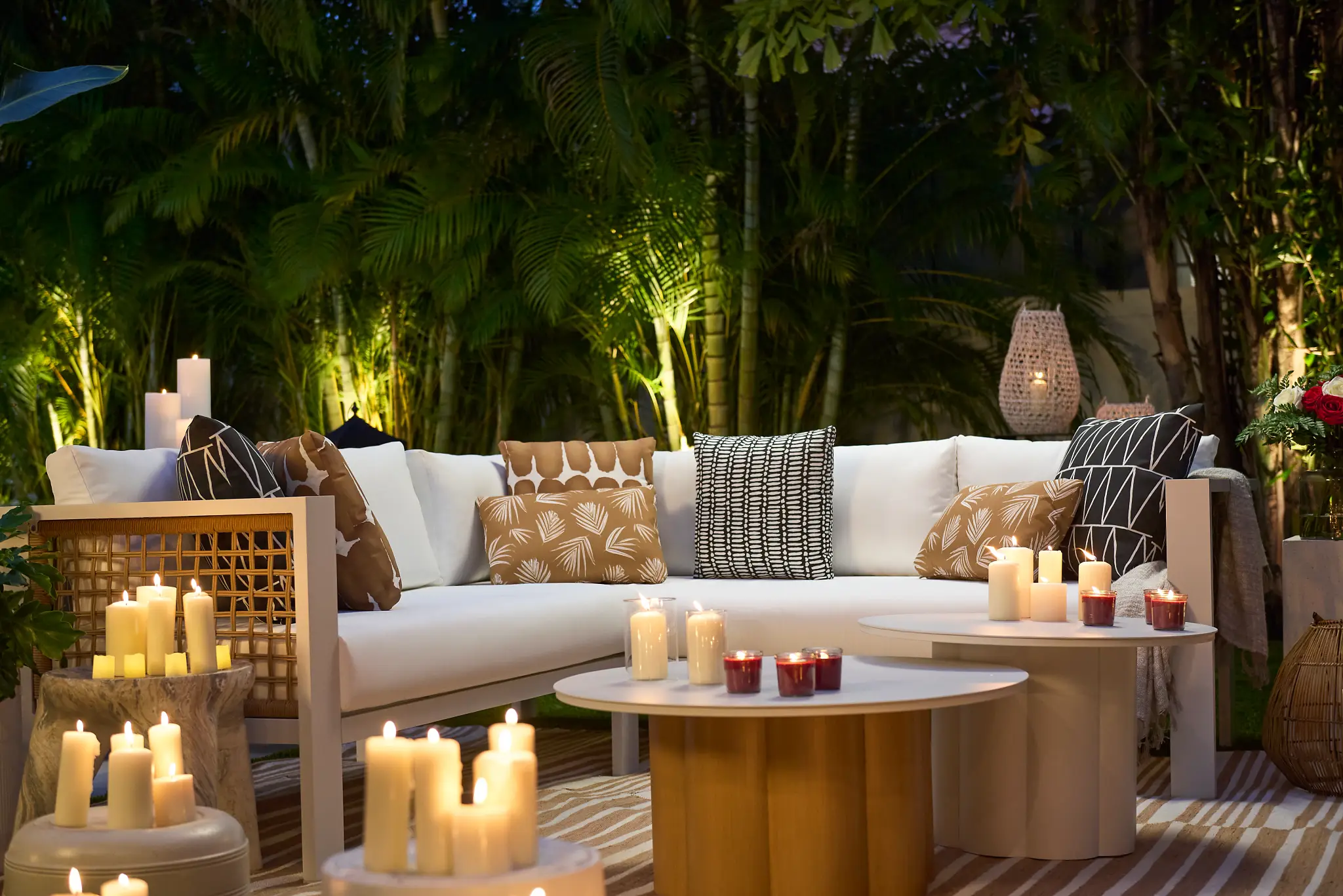 Lighting & Ambiance for Evening Gatherings