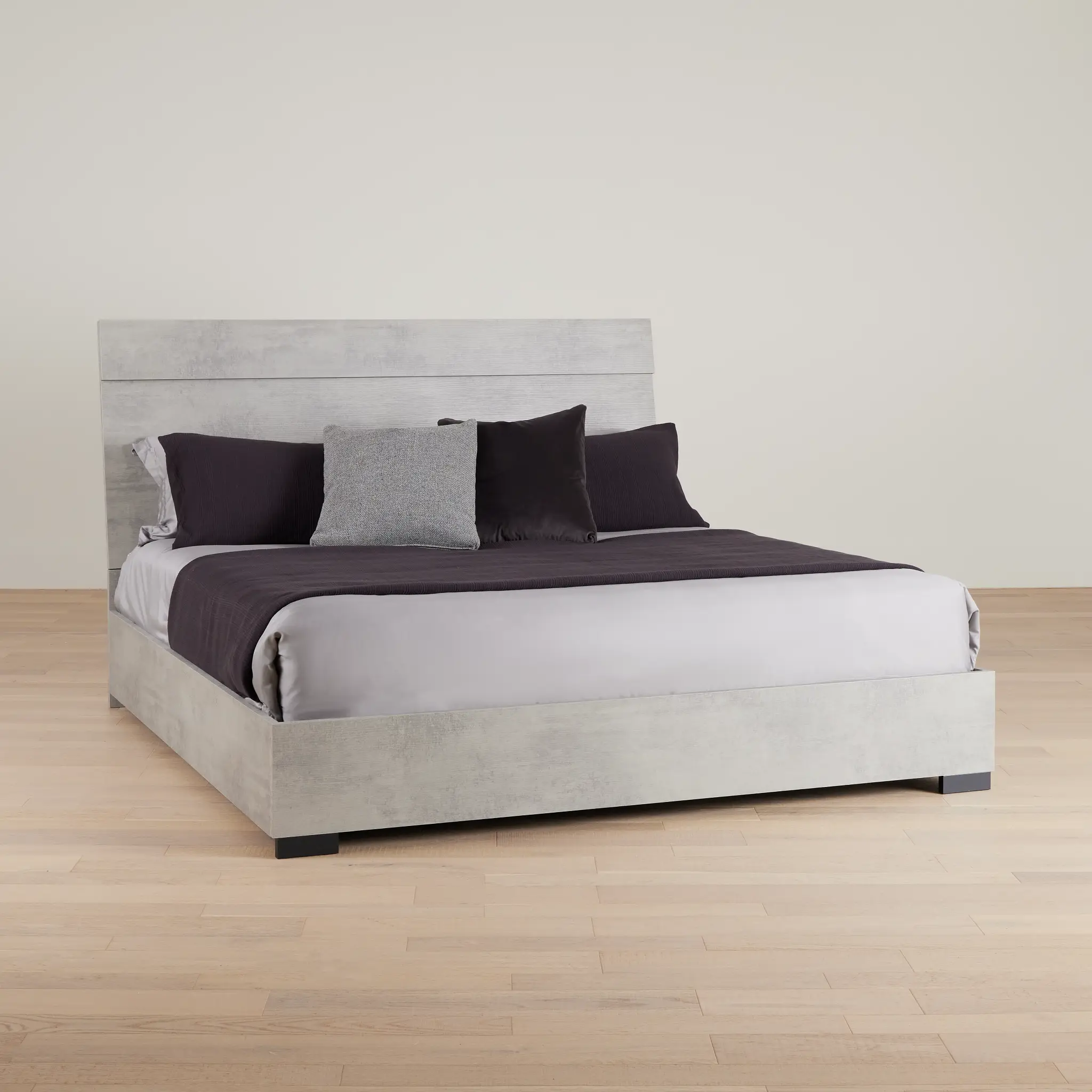 Pomona Gray Panel Bed Pomona Gray Panel Bed