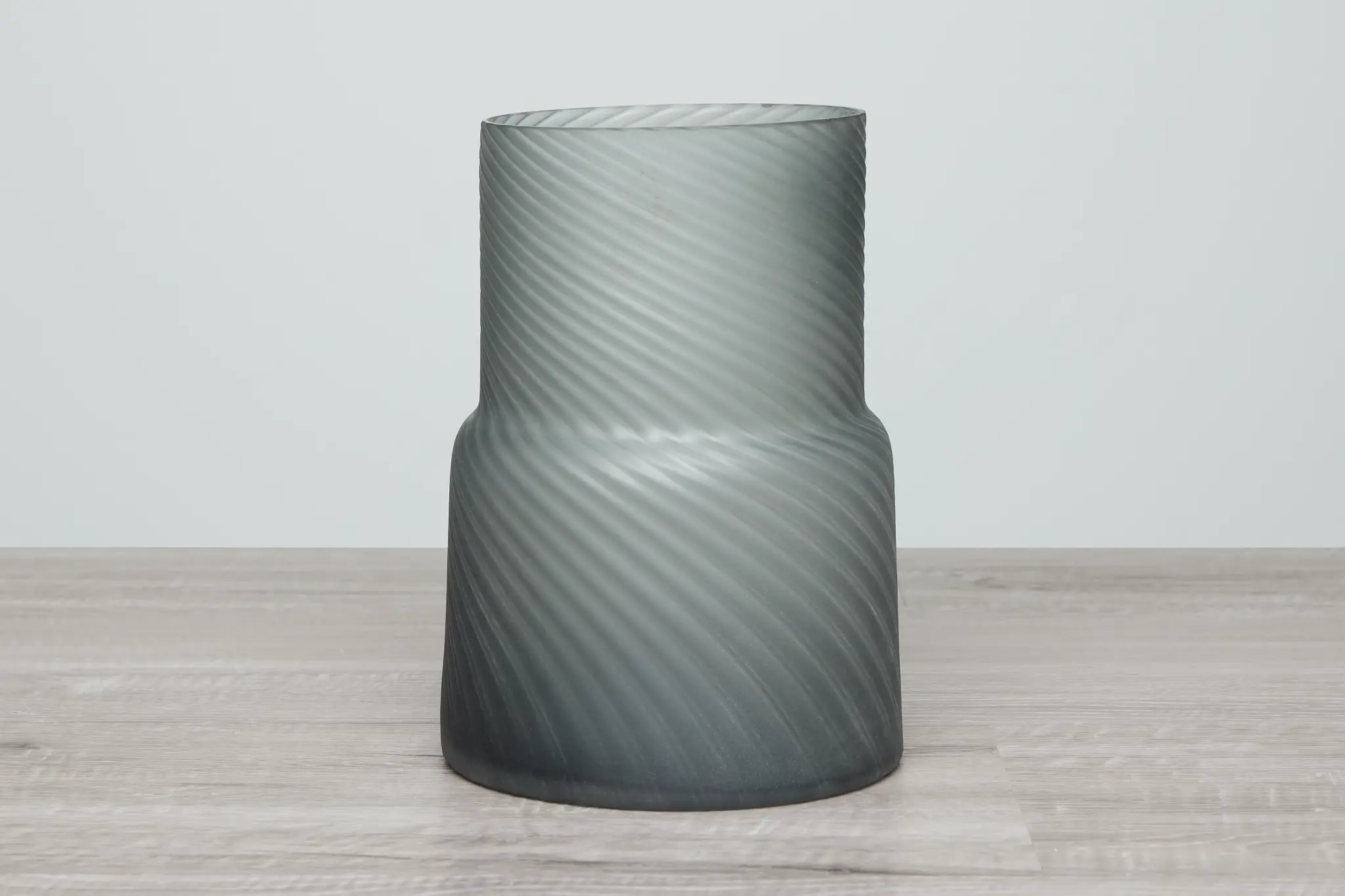 Glenview Dark Gray Small Vase Glenview Dark Gray Small Vase