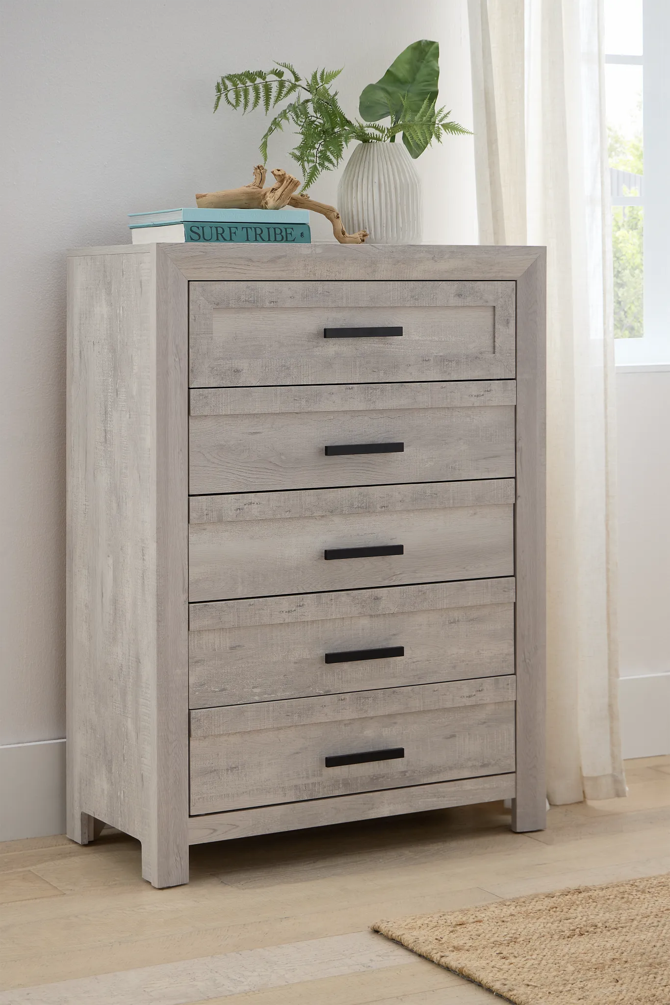 Delray White Drawer Chest