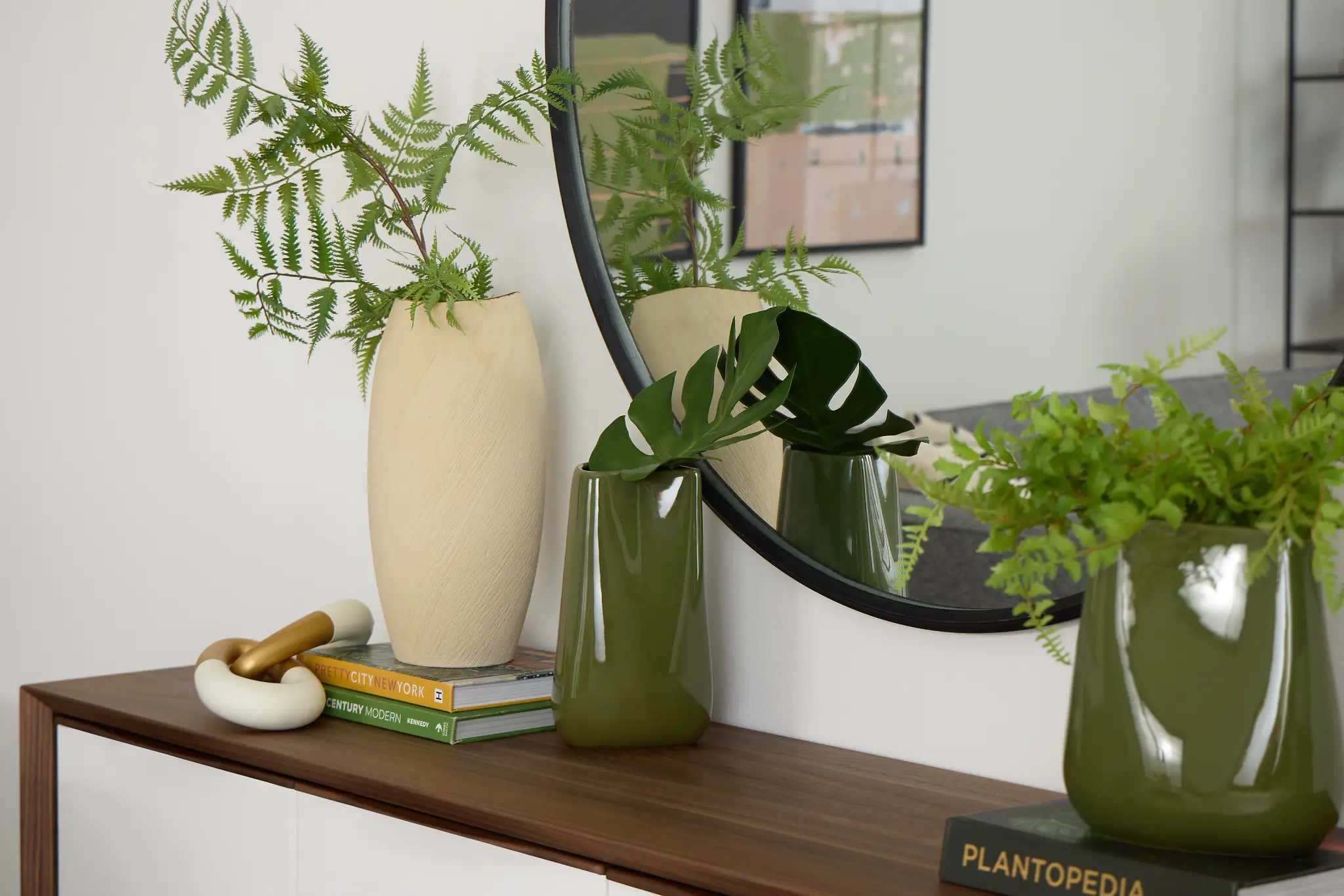 Bramble Dark Green Medium Vase Bramble Dark Green Medium Vase