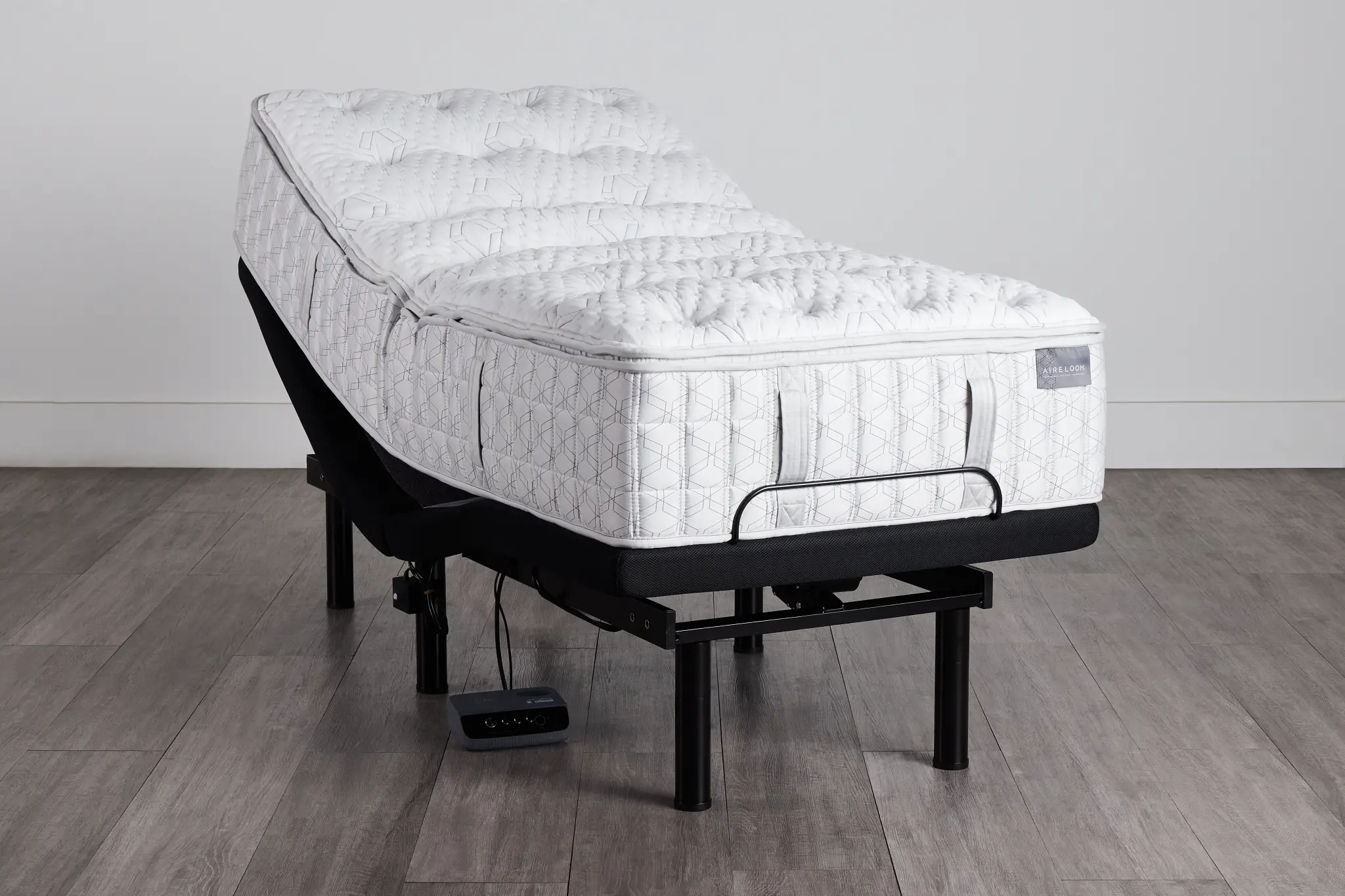 Aireloom Timeless Odyssey Luxetop M1 Plush Elite Adjustable Mattress Set Aireloom Timeless Odyssey Luxetop M1 Plush Elite Adjustable Mattress Set