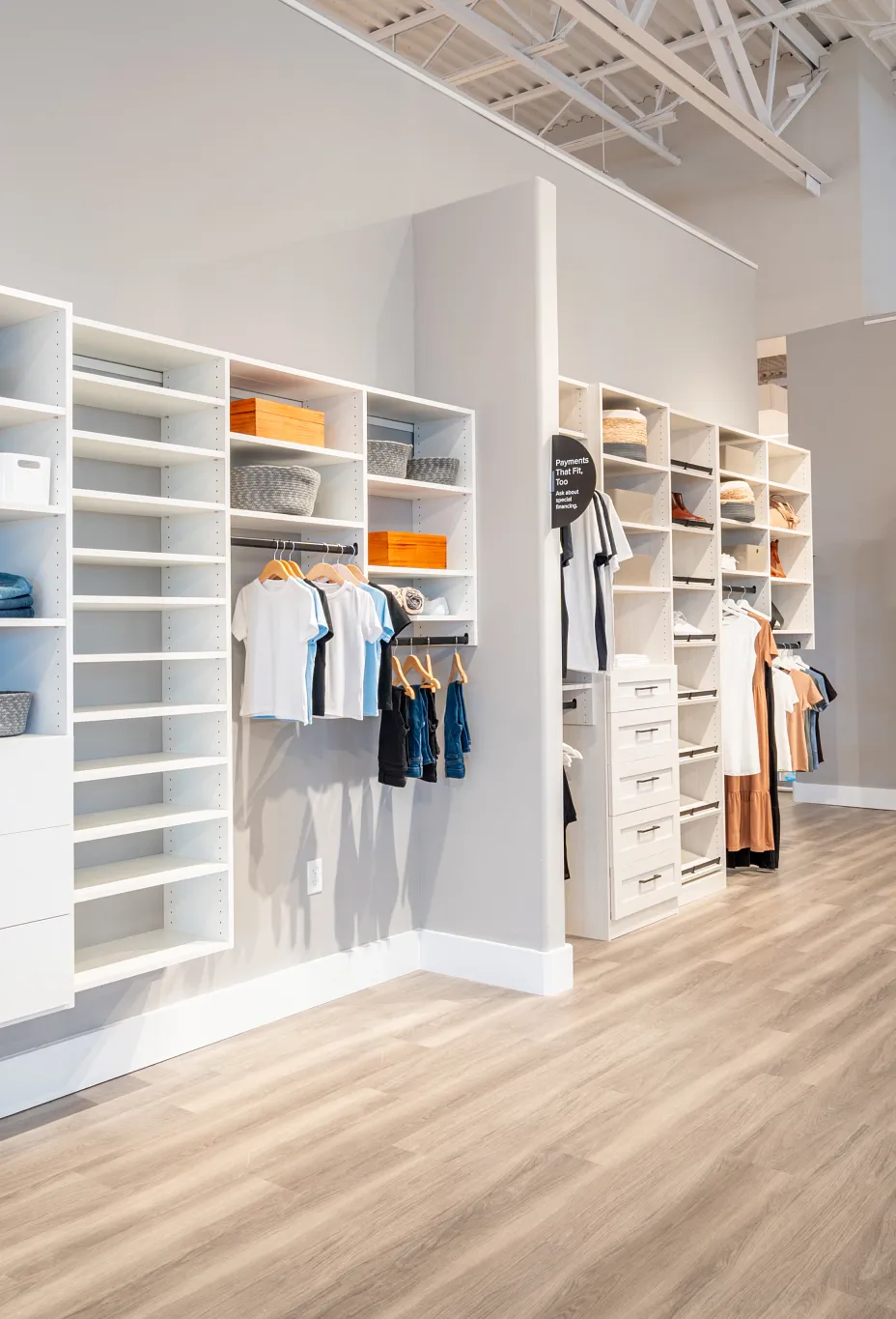 Closet Layout Ideas for Small & Large Spaces