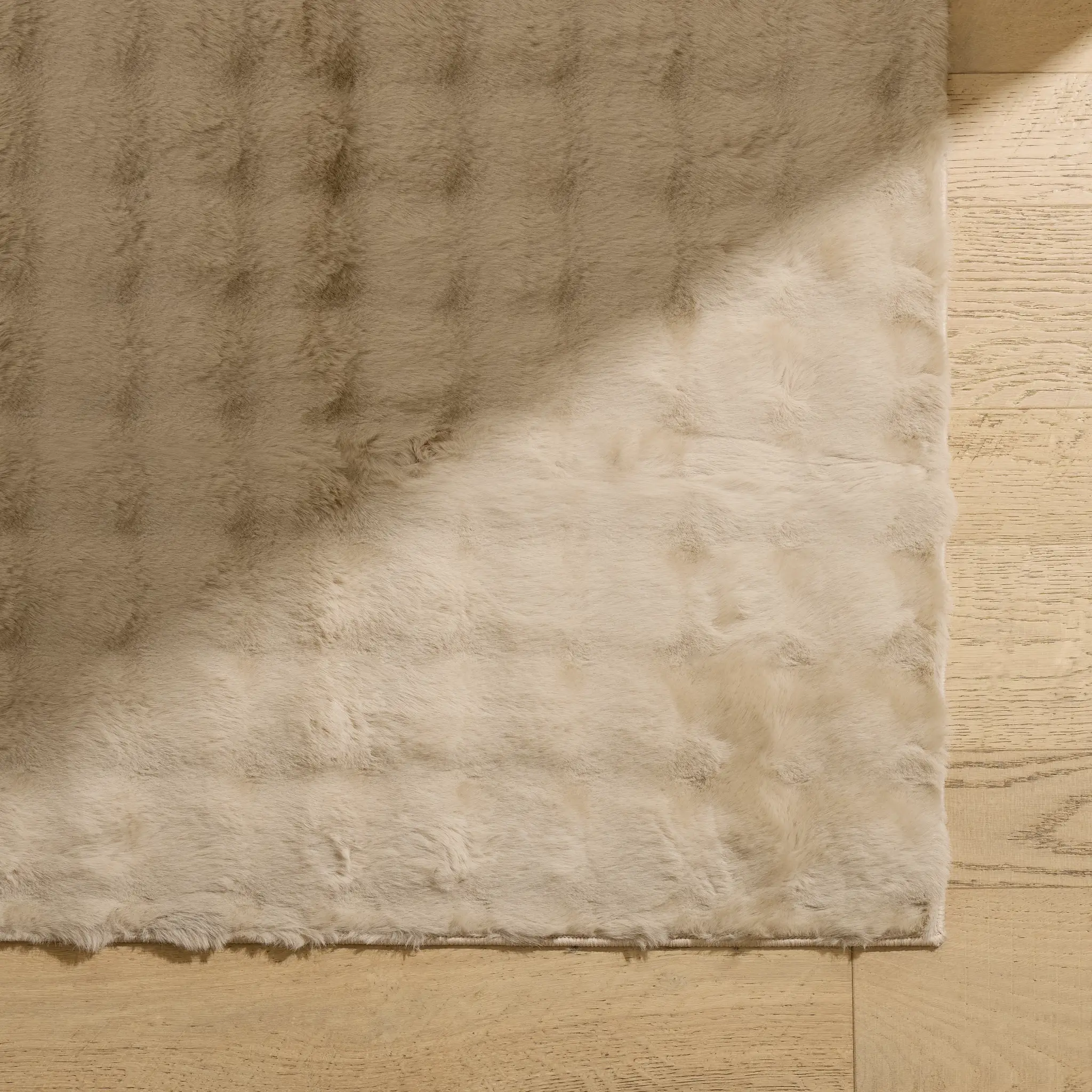 Alesis Beige 5x7 Area Rug Alesis Beige 5x7 Area Rug