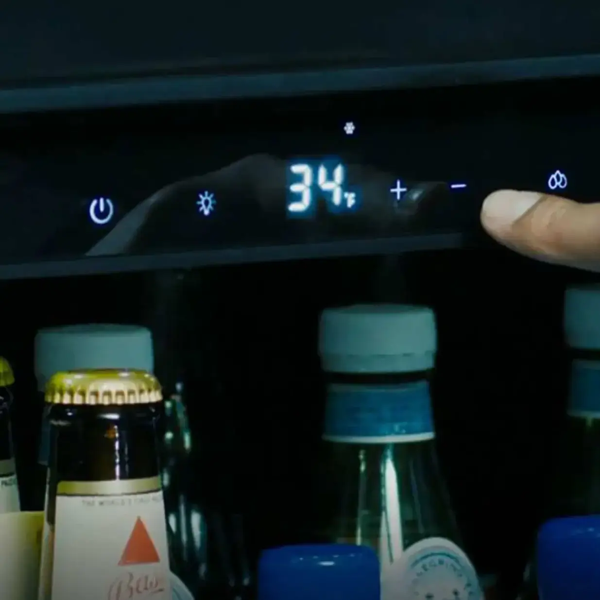 Xo Appliance 24 Serives Wine/beverage Center Panel Ready Glass Specialty Refrigerator Xo Appliance 24 Serives Wine/beverage Center Panel Ready Glass Specialty Refrigerator