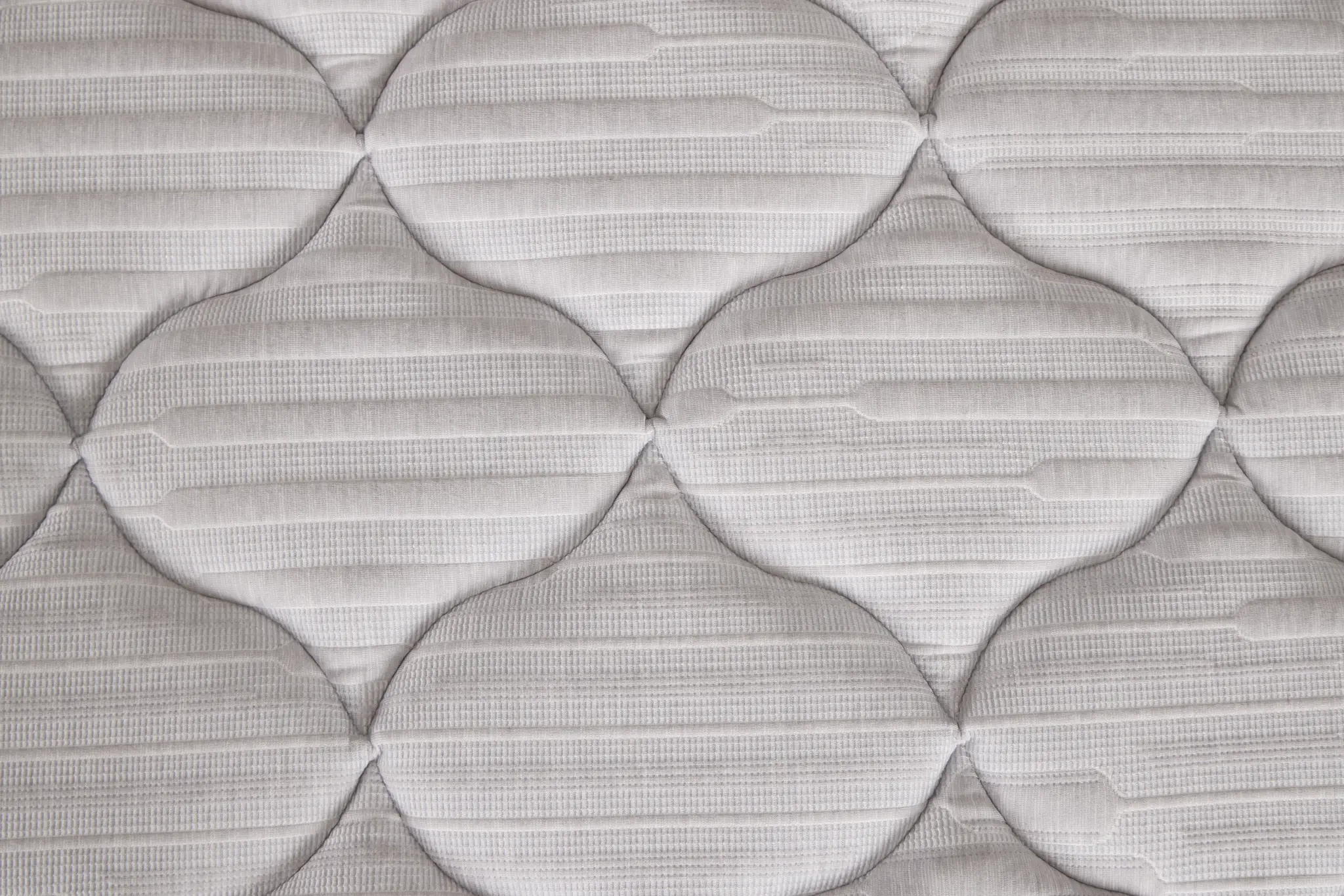 Kevin Charles By Sealy Essential Plush Mattress Set Kevin Charles By Sealy Essential Plush Mattress Set