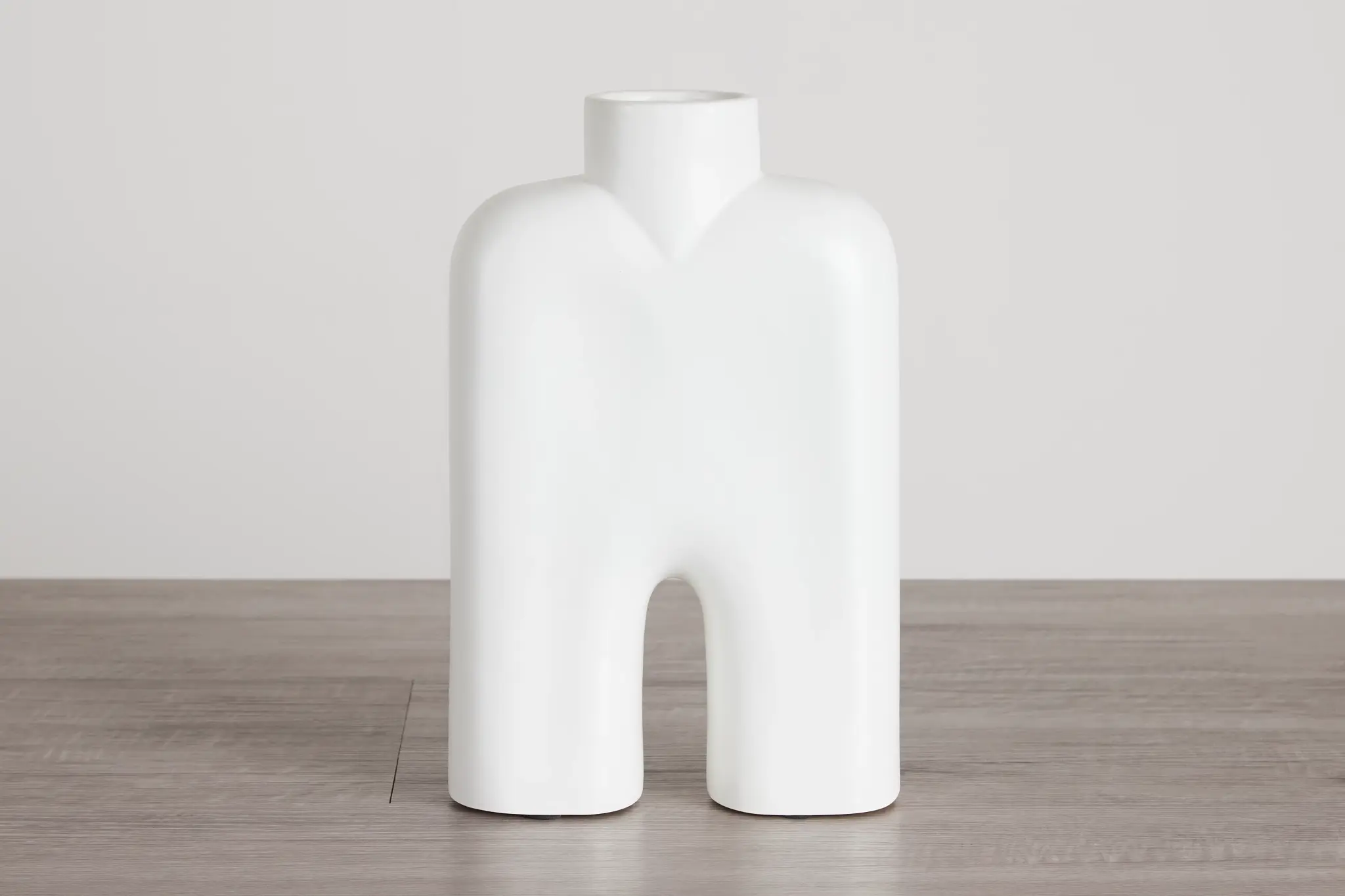 Teya White Medium Vase Teya White Medium Vase