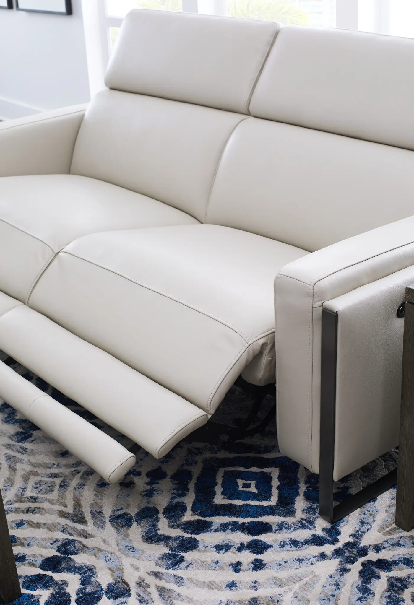 Atlas Taupe Lthr/vinyl Power Reclining Sofa Atlas Taupe Lthr/vinyl Power Reclining Sofa