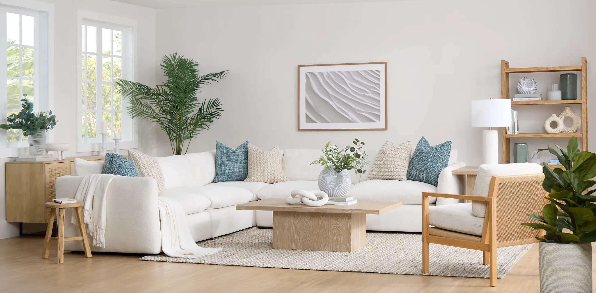 How to Style Your Home with Throw Pillows Like a Designer