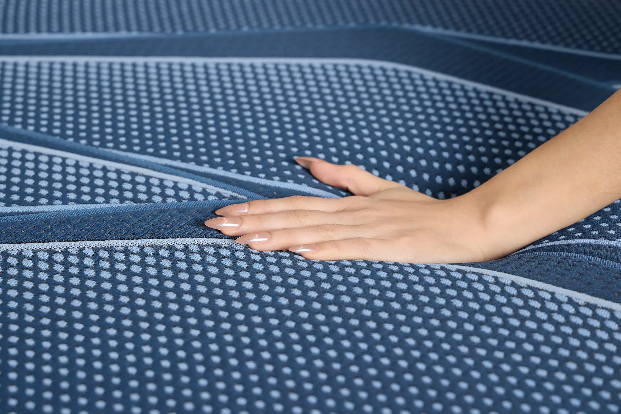 Iseries Nxg 2500 12.5" Plush Mattress Iseries Nxg 2500 12.5" Plush Mattress