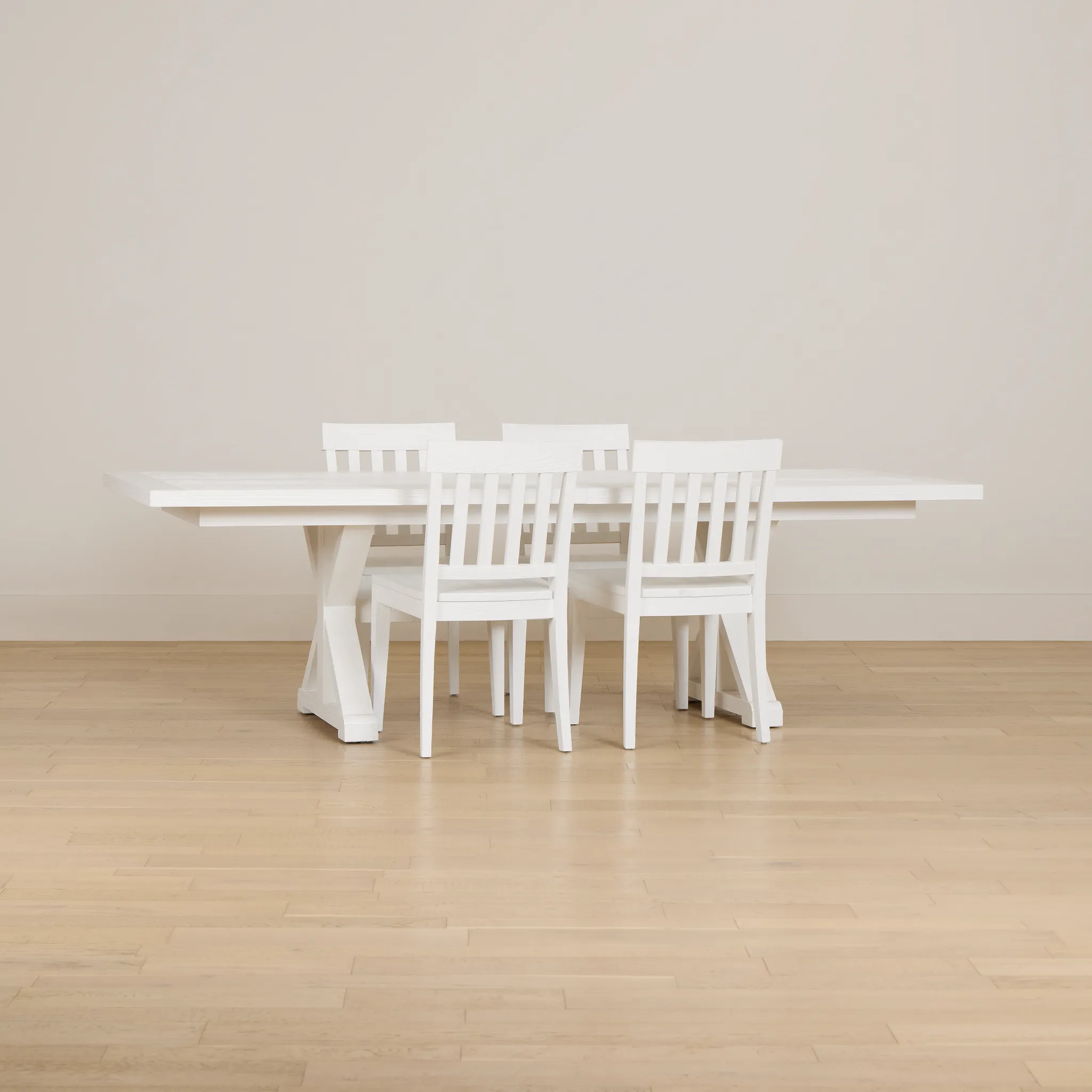 Nantucket White Pine Rectangular Table & 4 Wood Chairs