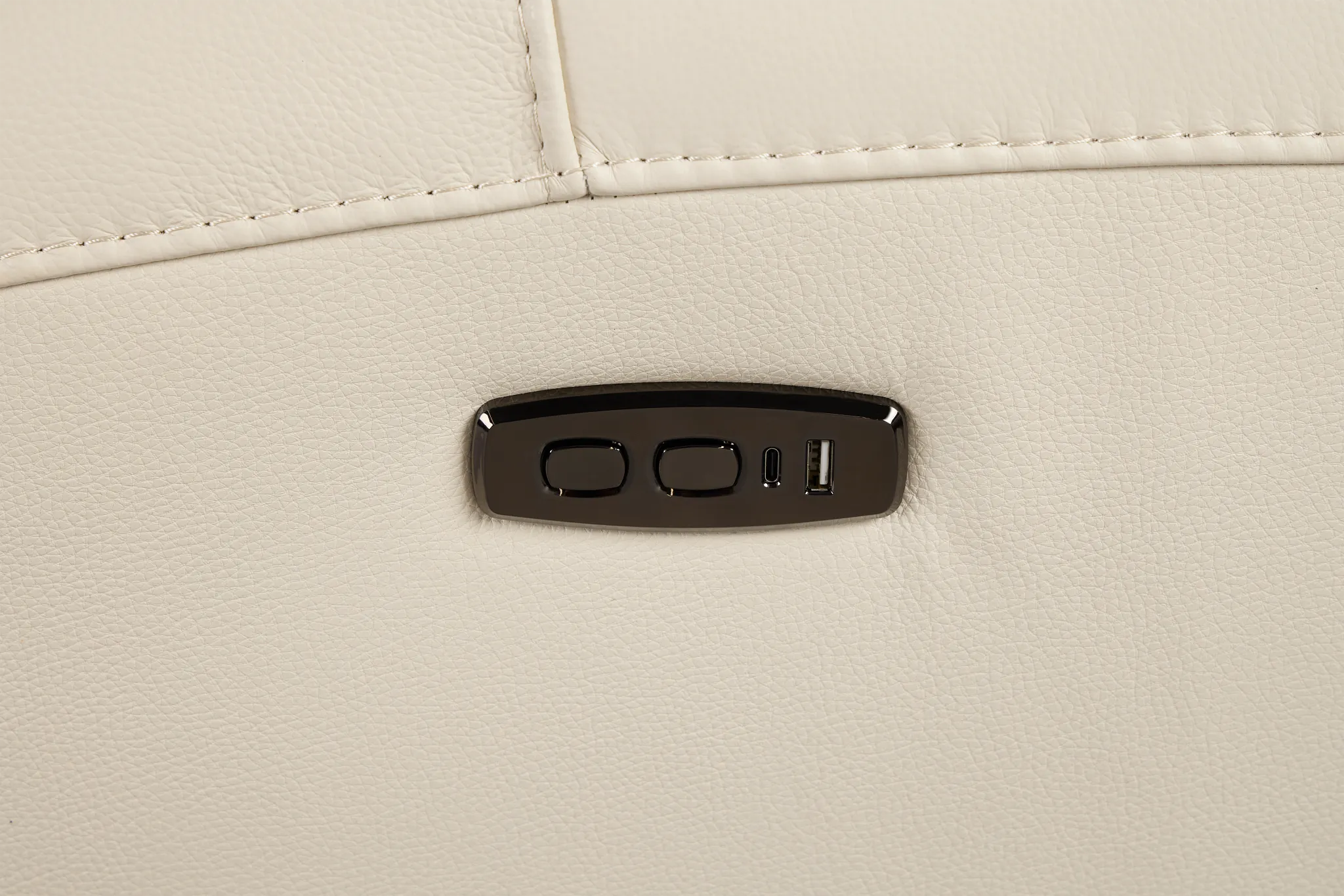 Walker Ivory Lthr/vinyl Small Two-arm Power Reclining Sectional