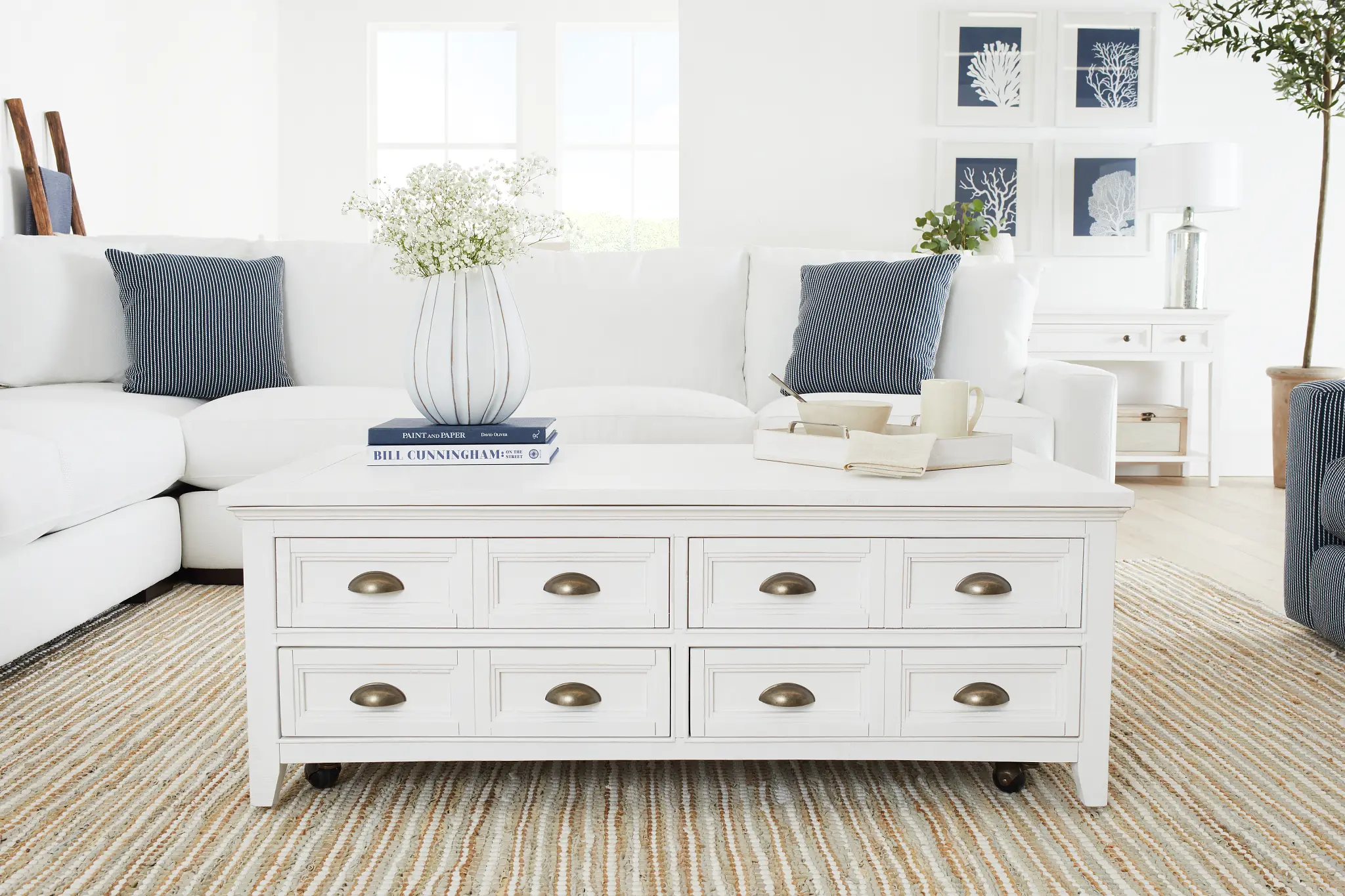 Edgewater Suave White Medium Two-arm Sectional Edgewater Suave White Medium Two-arm Sectional