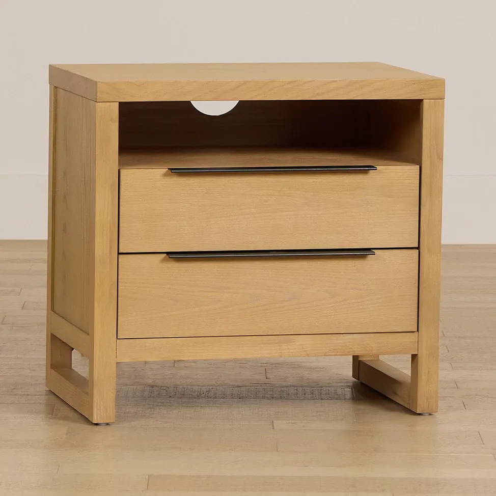 Williamsburg Light Tone Nightstand
