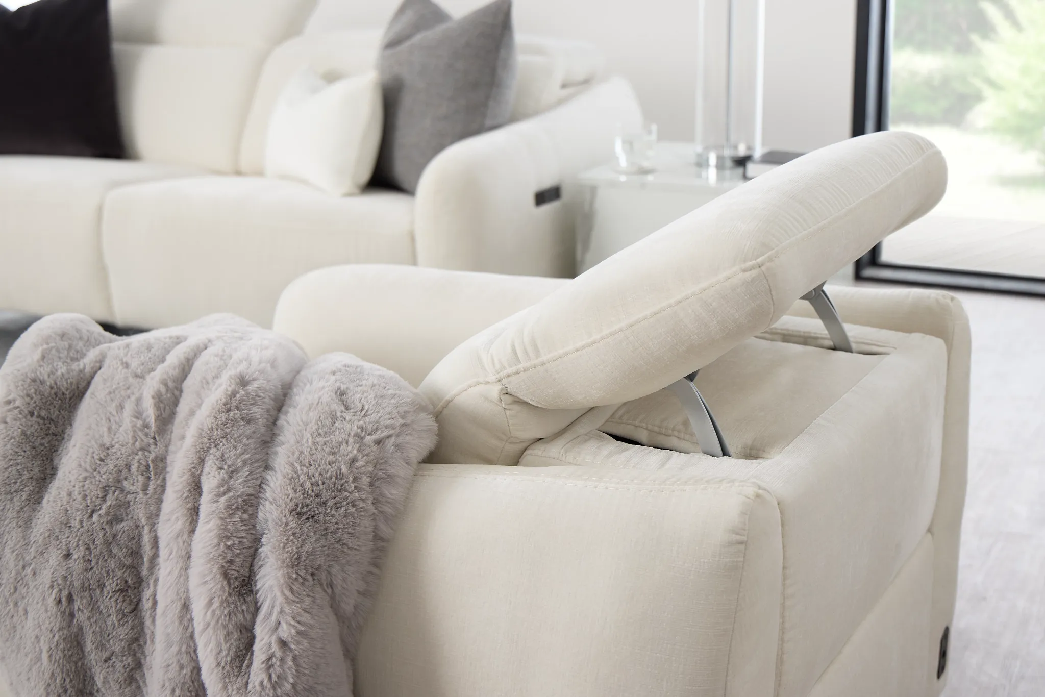 Zuri White Velvet Power Recliner With Power Headrest