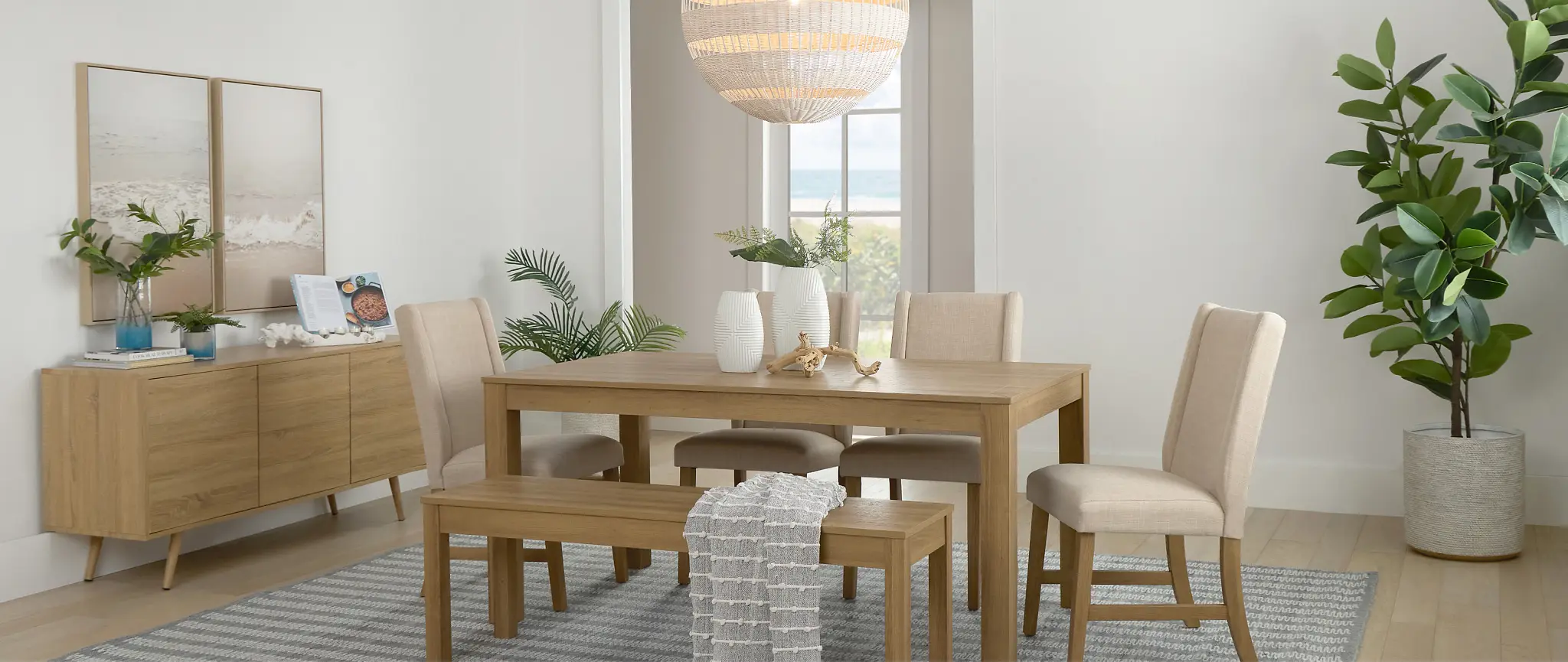 MAR13044-0525-1801-CoastalDiningRoom-COI-XLG.jpg MAR13044-0525-1801-CoastalDiningRoom-COI-XLG.jpg
