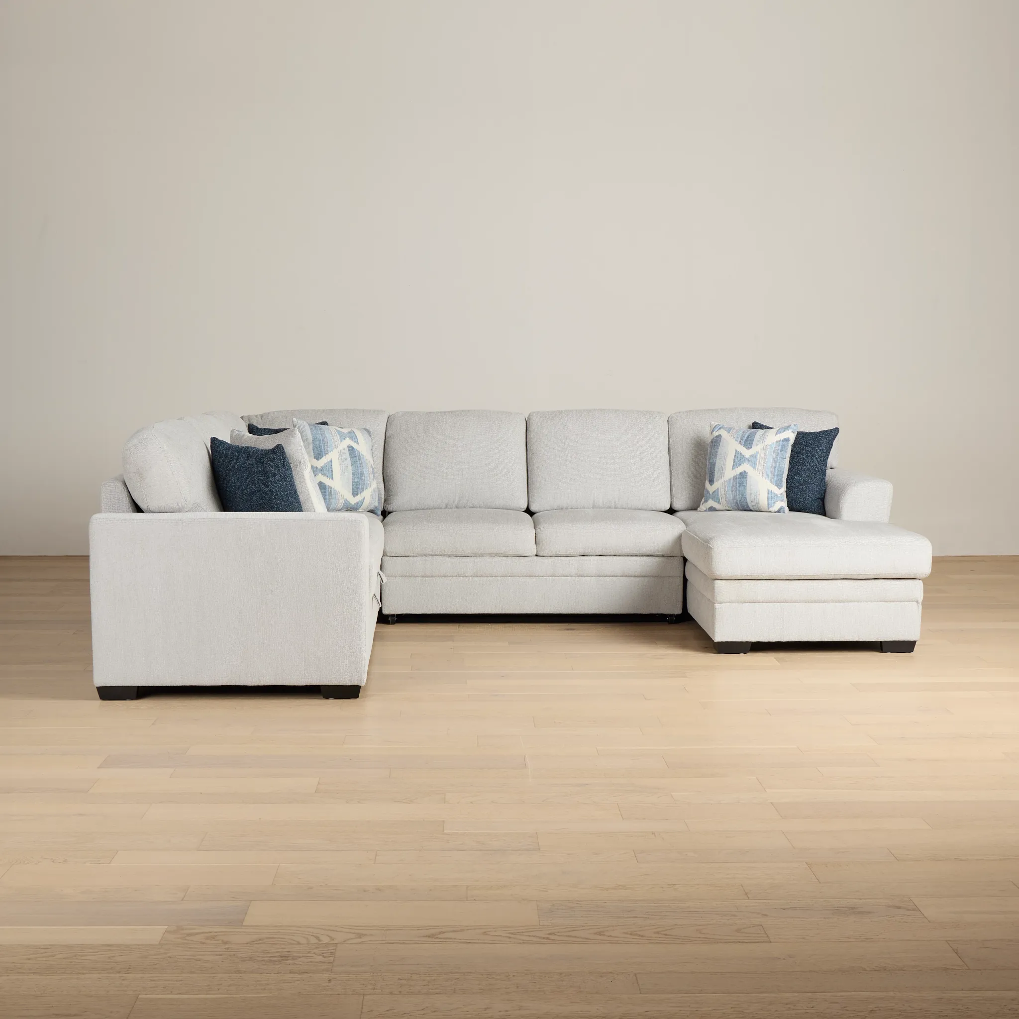 Everly Gray Fabric Medium Right Chaise Storage Sectional