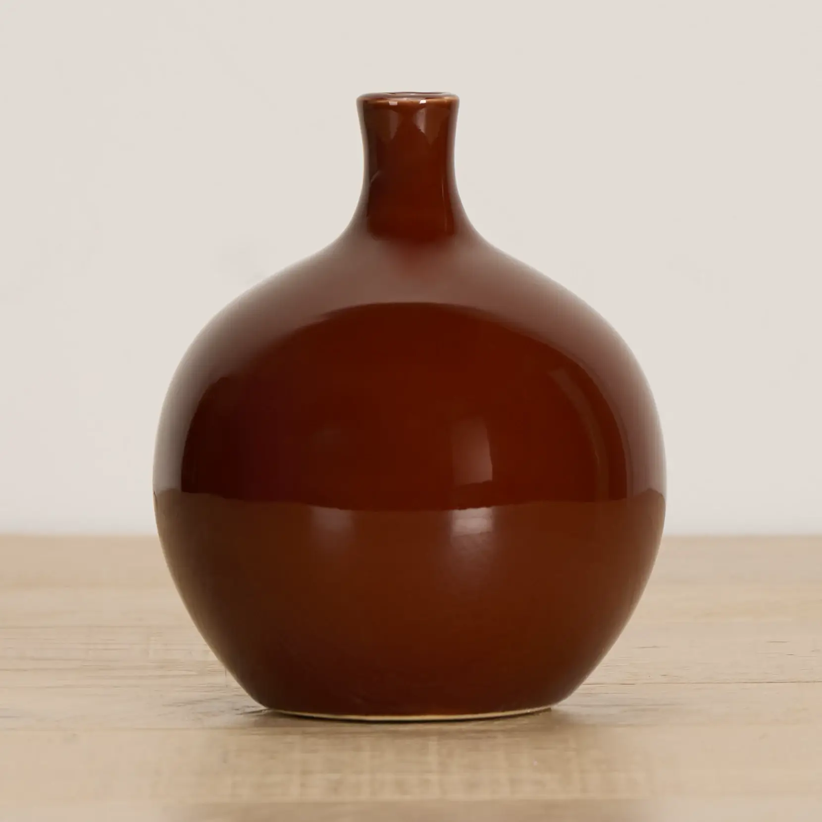 Clare Brown Medium Vase Clare Brown Medium Vase