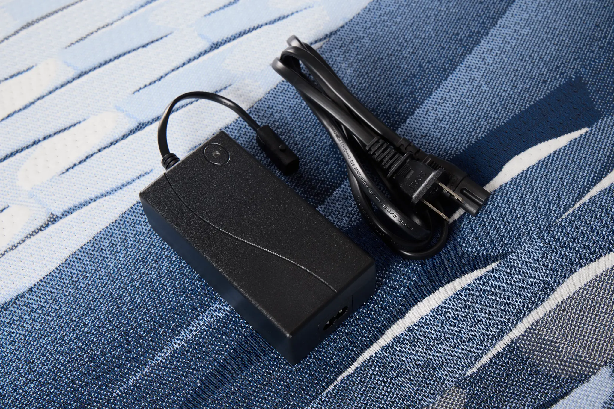 Serta Icomfort Aveda Plush Elite Adjustable Mattress Set Serta Icomfort Aveda Plush Elite Adjustable Mattress Set