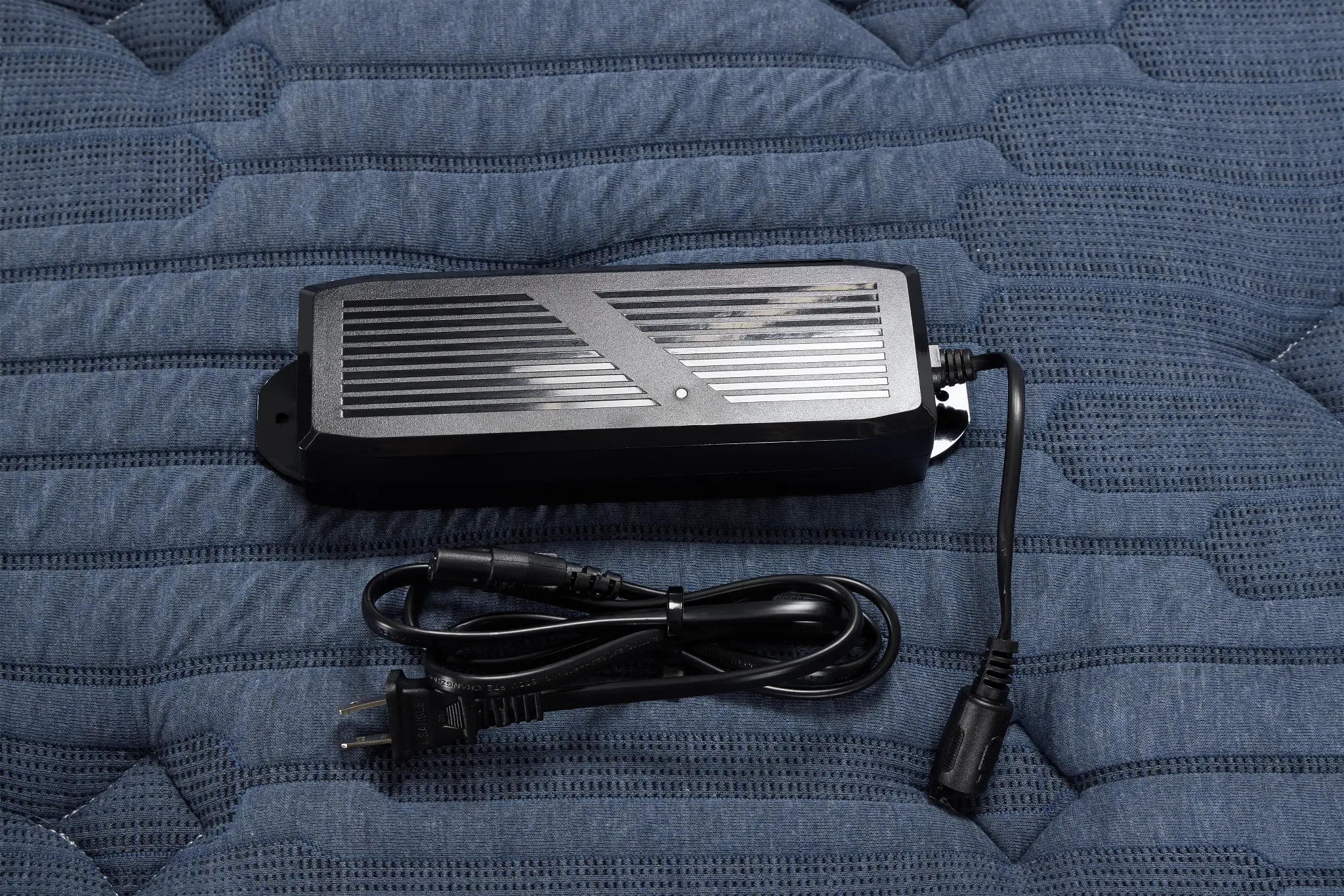 Kevin Charles By Sealy Reserve Lux Ultra Plush Deluxe Adjustable Mattress Set Kevin Charles By Sealy Reserve Lux Ultra Plush Deluxe Adjustable Mattress Set