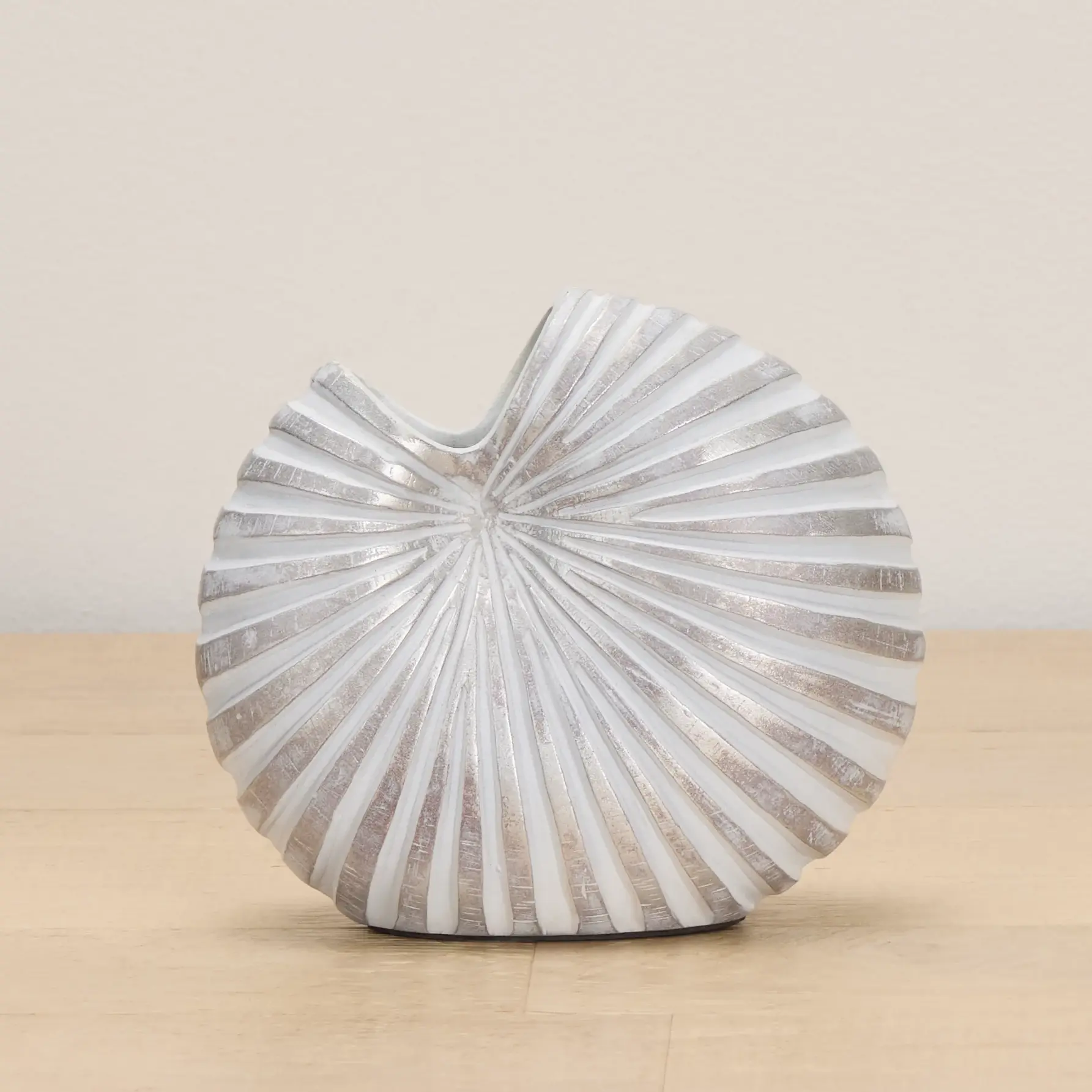 Calicho Silver Small Vase Calicho Silver Small Vase