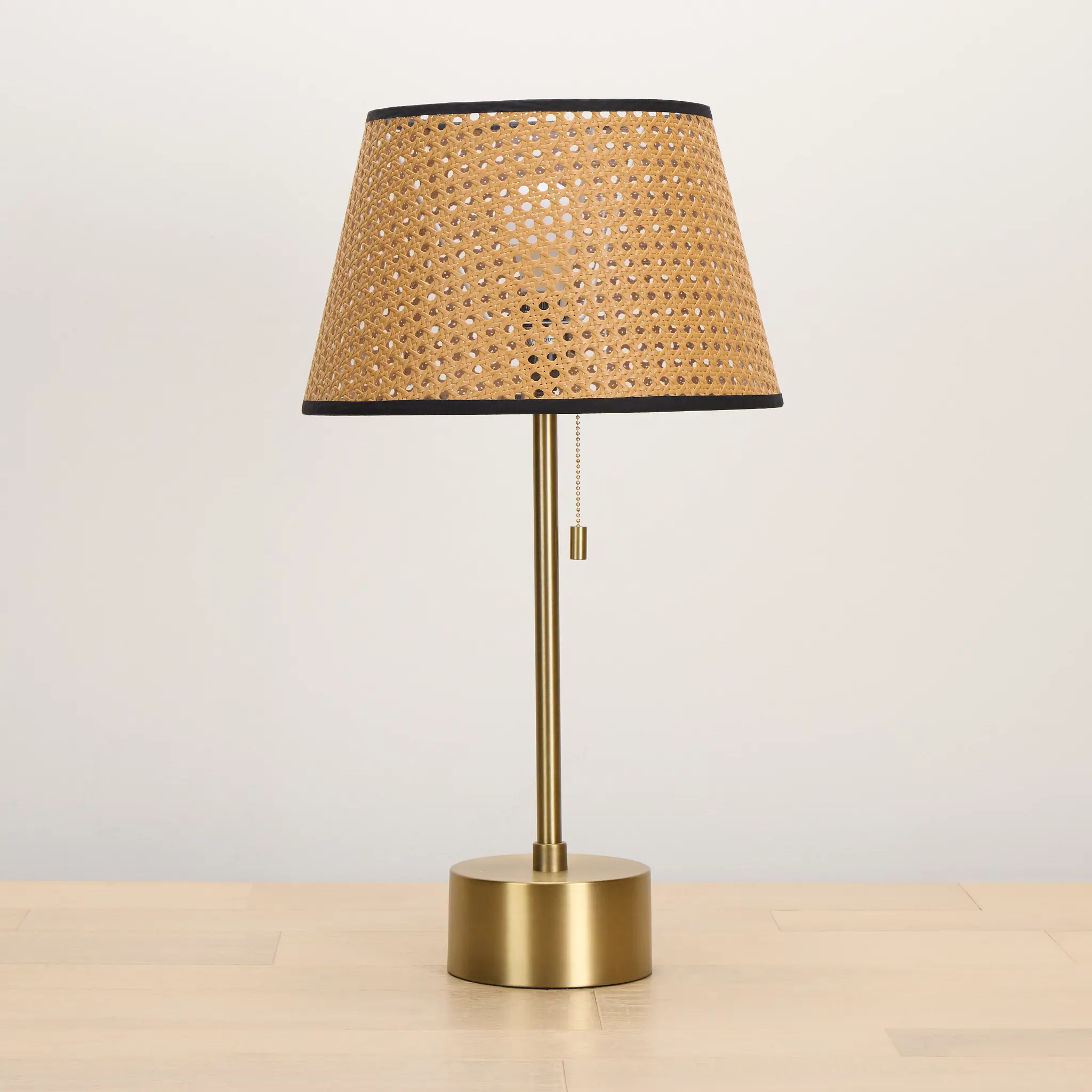 Hazel Gold Table Lamp Hazel Gold Table Lamp
