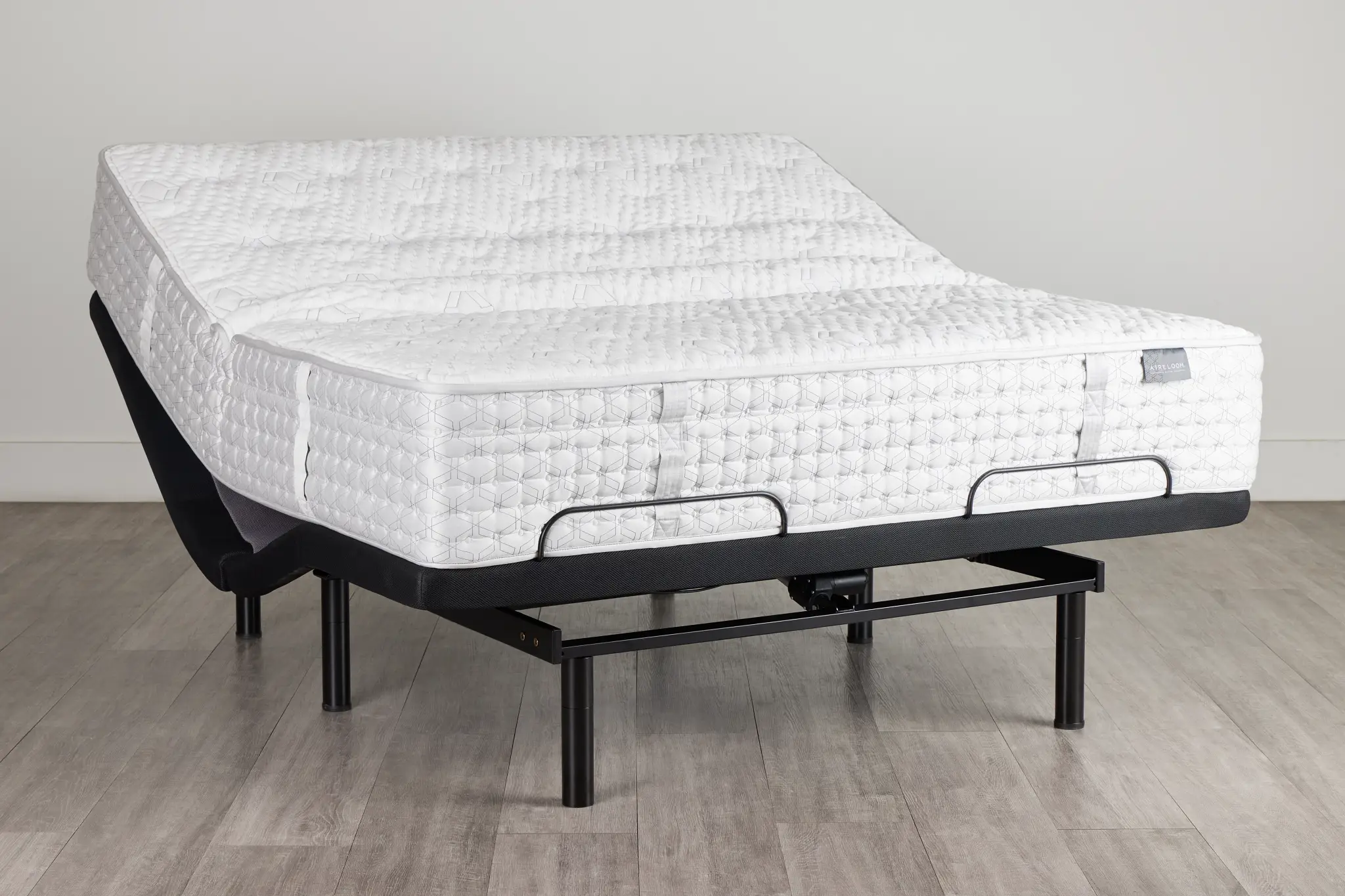 Aireloom Timeless Odyssey Streamline Firm Deluxe Adjustable Mattress Set Aireloom Timeless Odyssey Streamline Firm Deluxe Adjustable Mattress Set