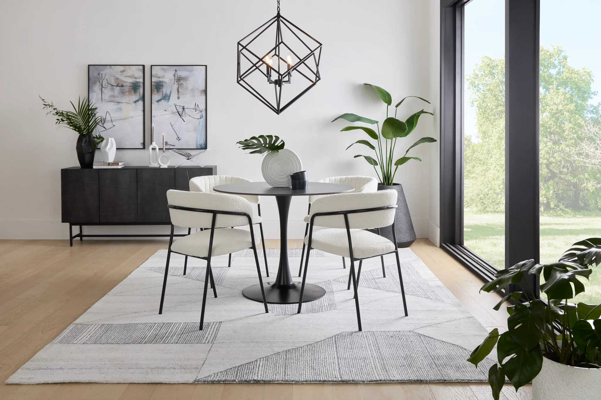 Hoga Gray 5x8 Area Rug