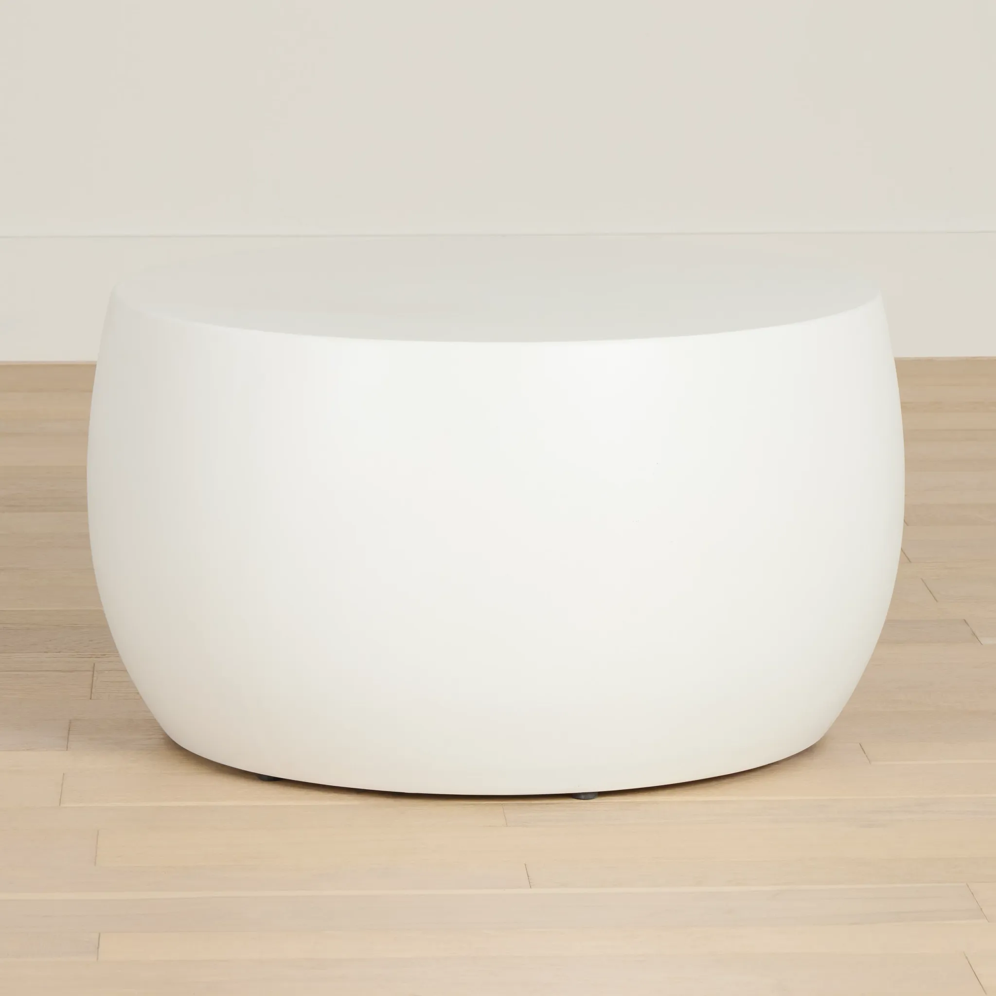 Tai White In/out Round Coffee Table