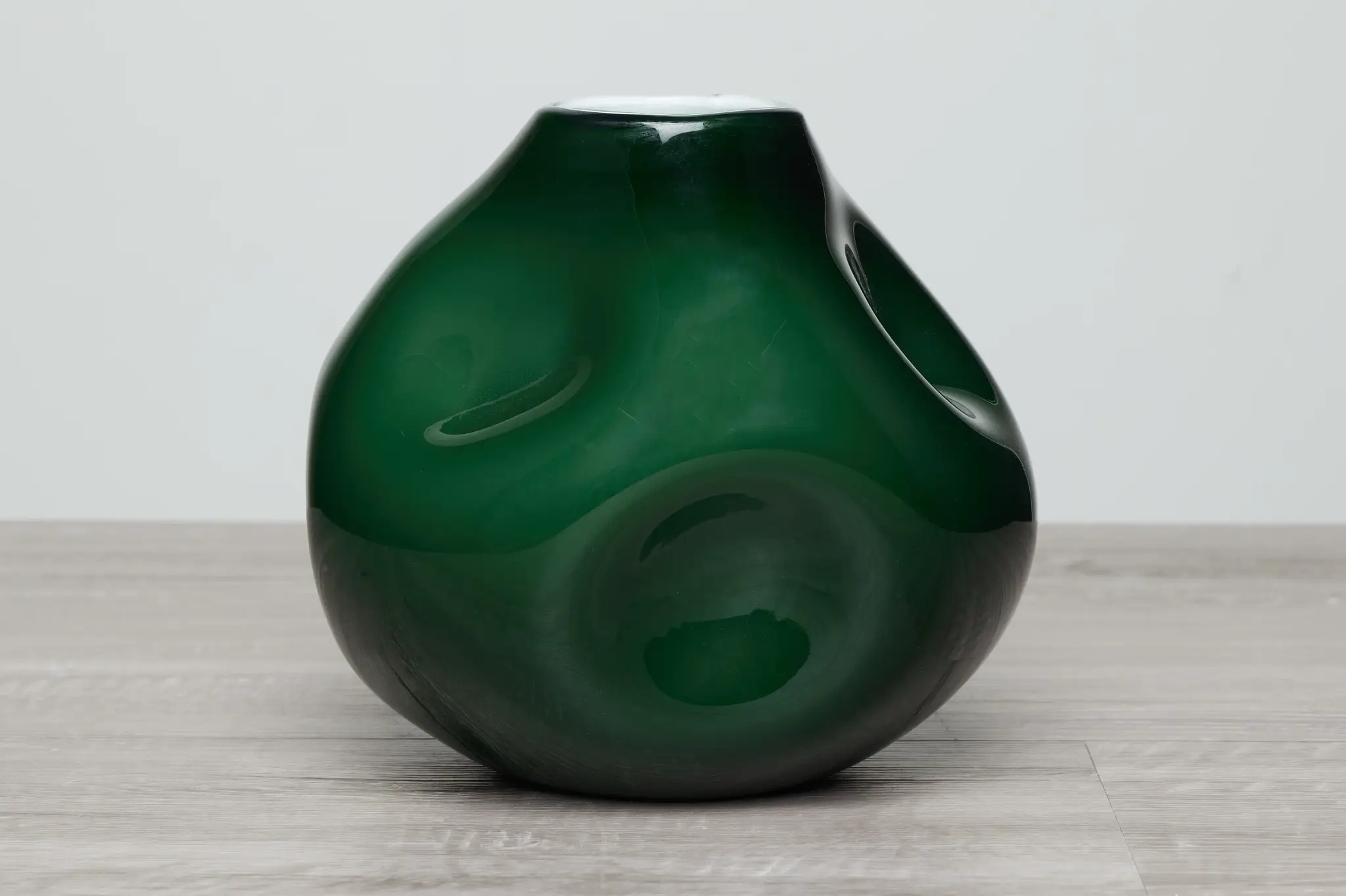 Holly Dark Green Small Vase Holly Dark Green Small Vase