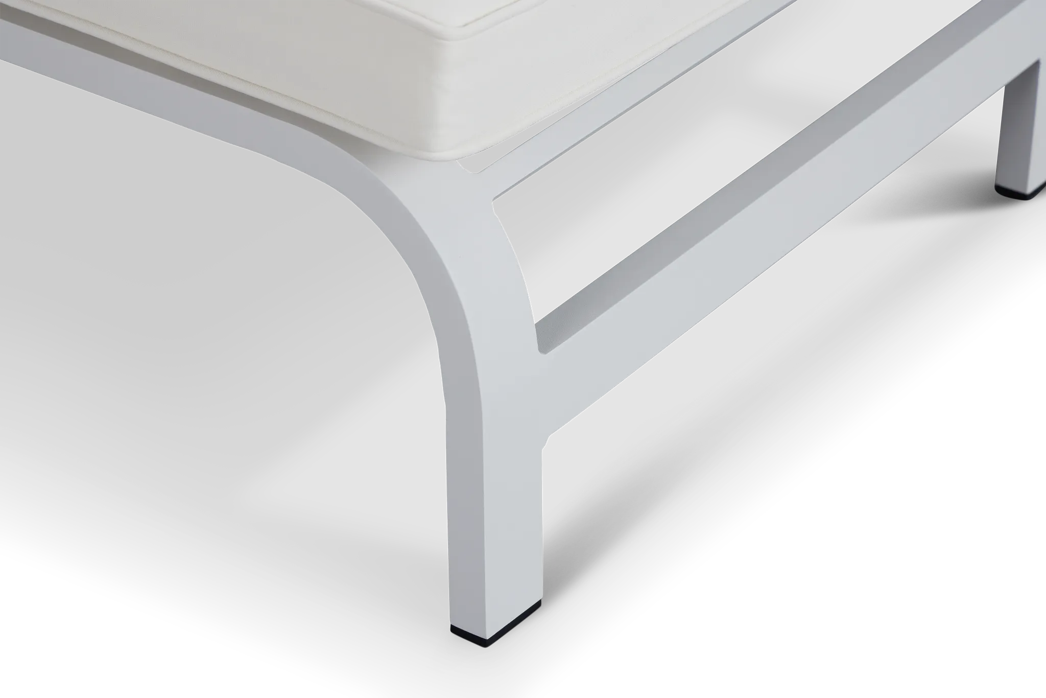 Bahama White Aluminum Cushioned Chaise