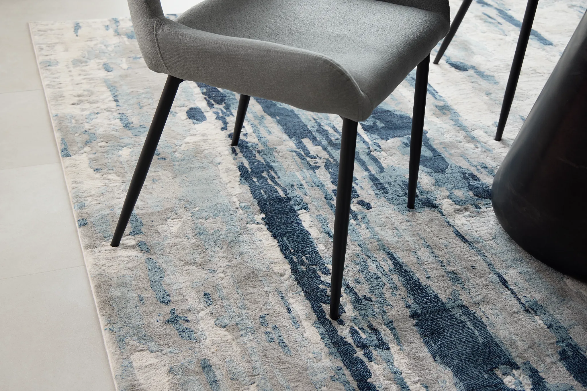 Palma Dark Blue 8x10 Area Rug