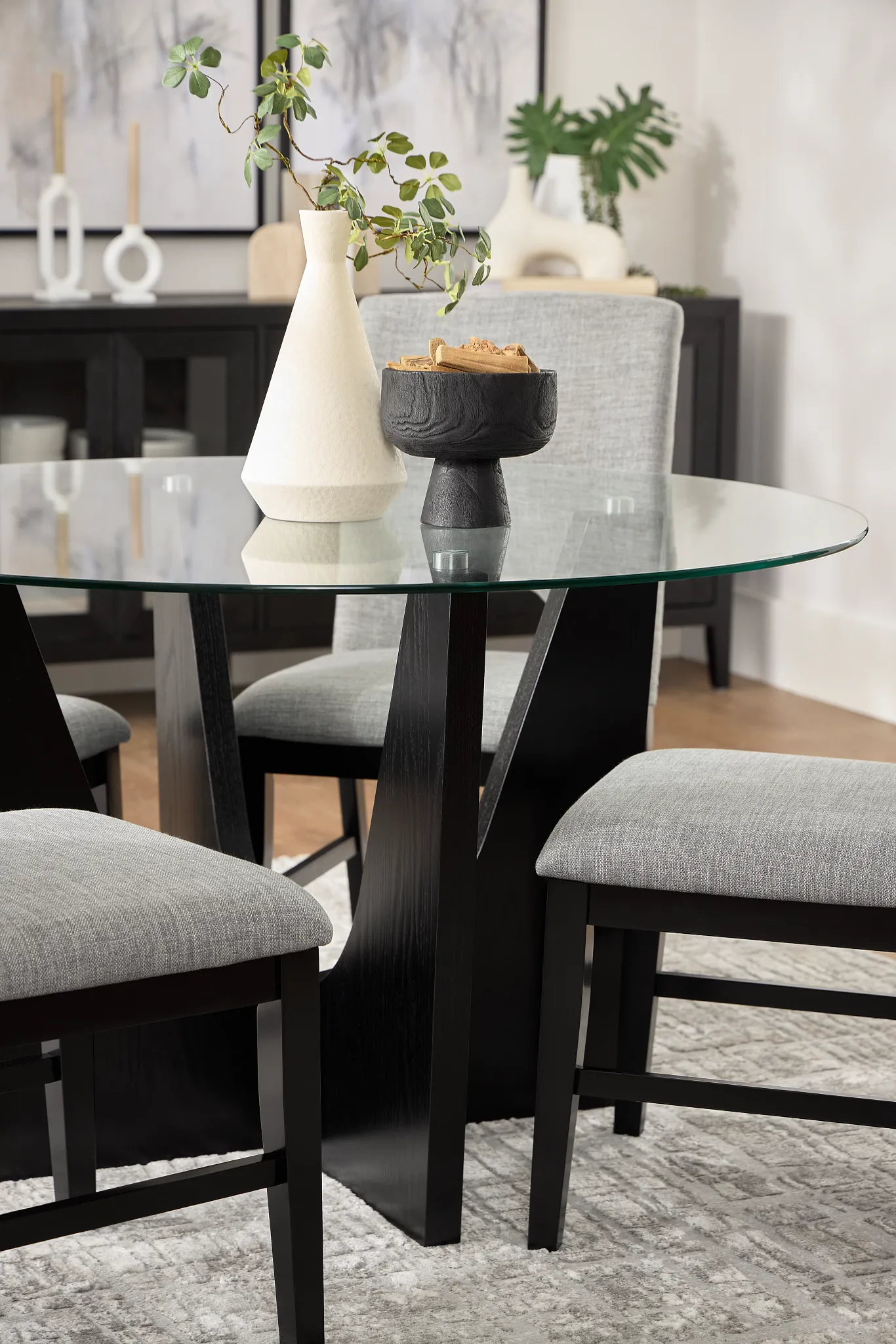 Oxford Glass Round Table