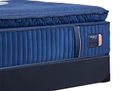 Stearns & Foster Reserve Soft Euro Pillow Top Mattress Set