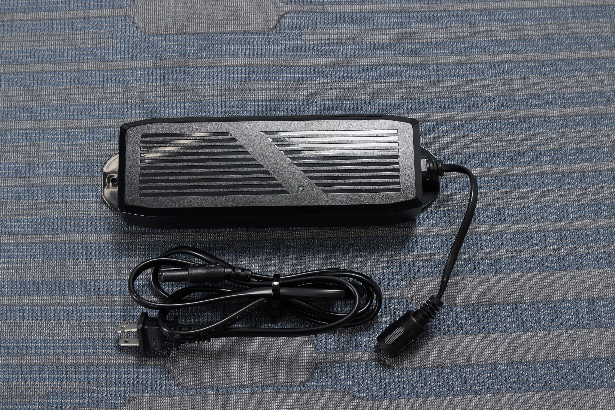 Kevin Charles By Sealy Hybrid Plush Deluxe Adjustable Mattress Set Kevin Charles By Sealy Hybrid Plush Deluxe Adjustable Mattress Set