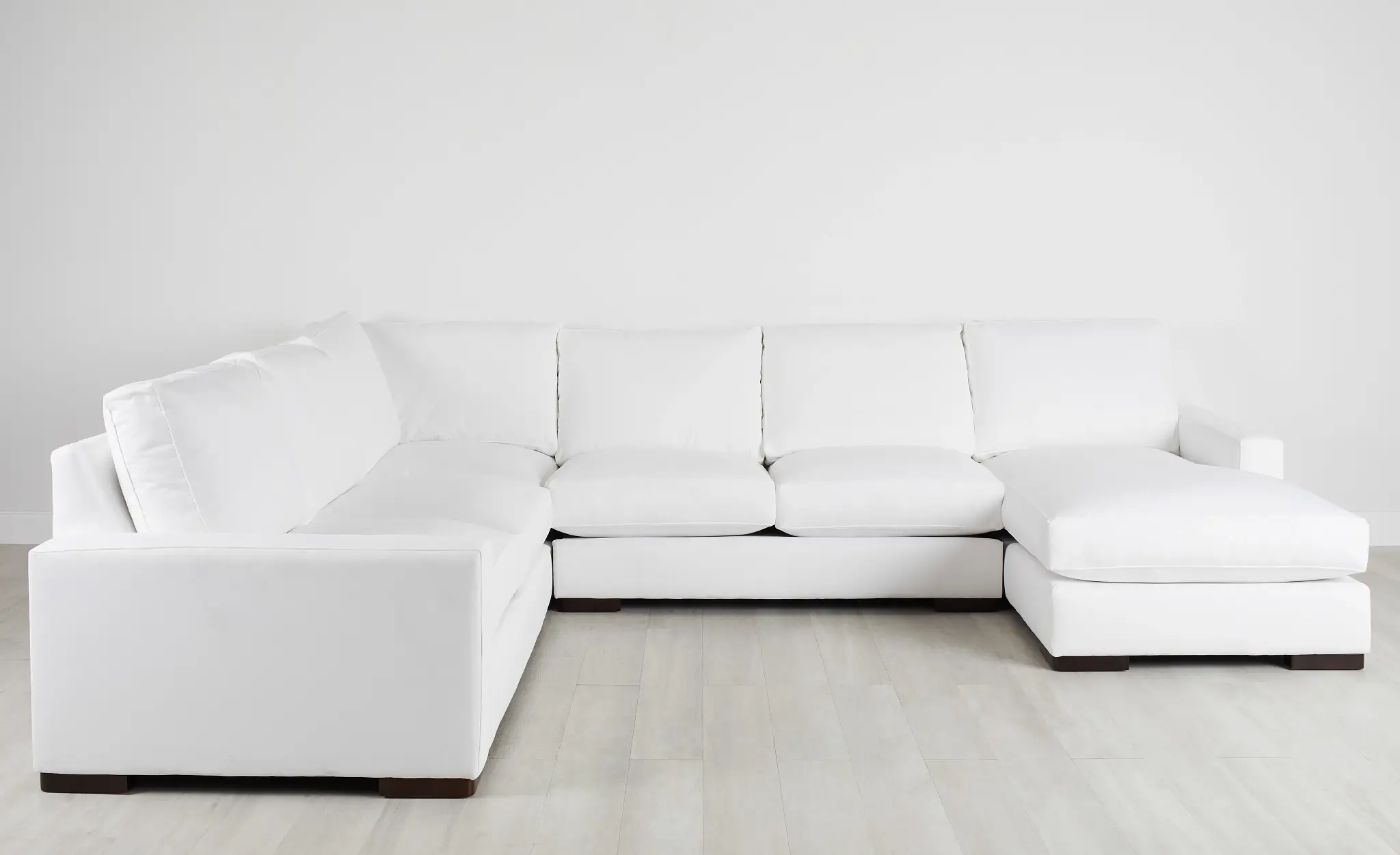Edgewater Peyton White Medium Right Chaise Sectional Edgewater Peyton White Medium Right Chaise Sectional