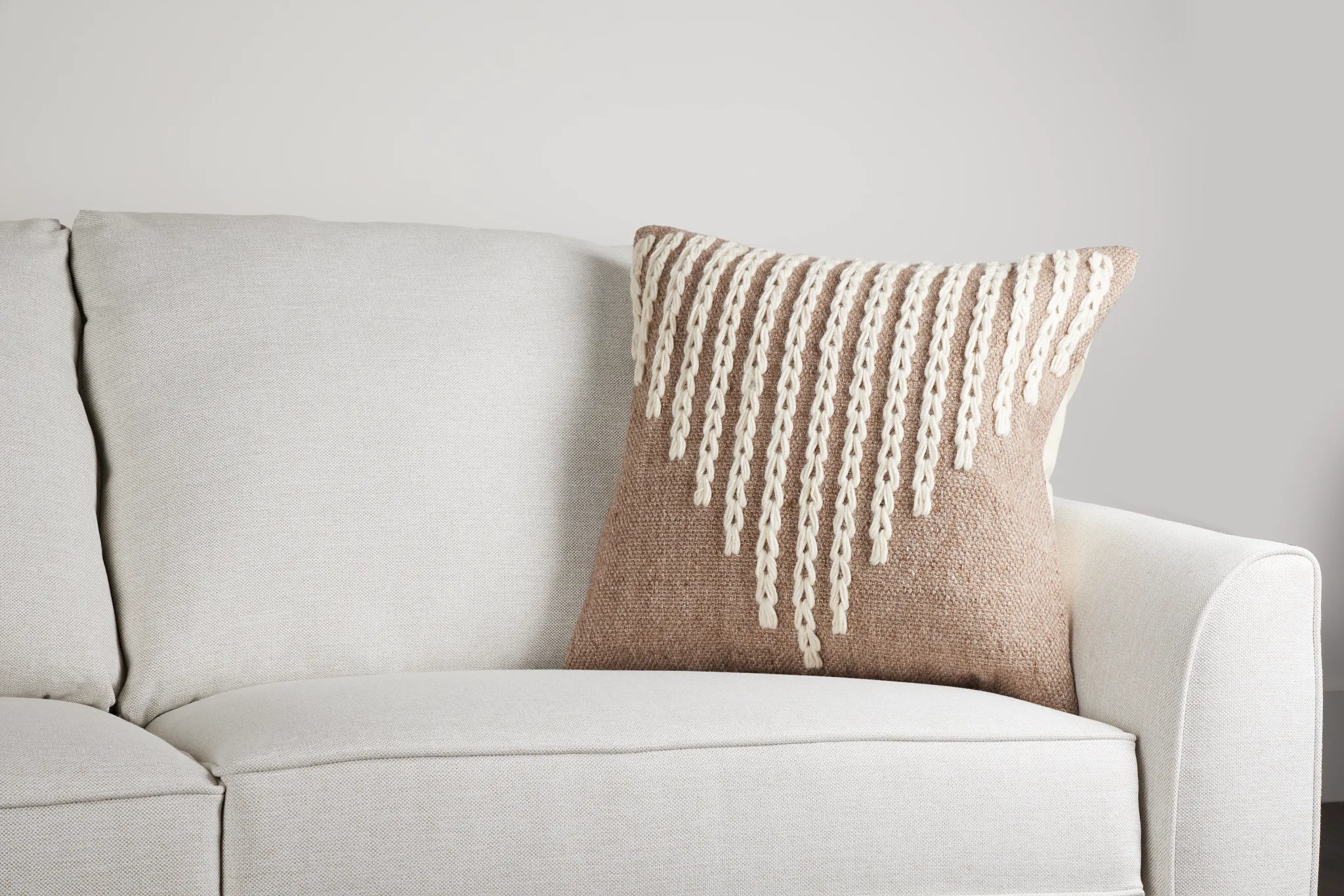 Jade Ivory 22" Accent Pillow