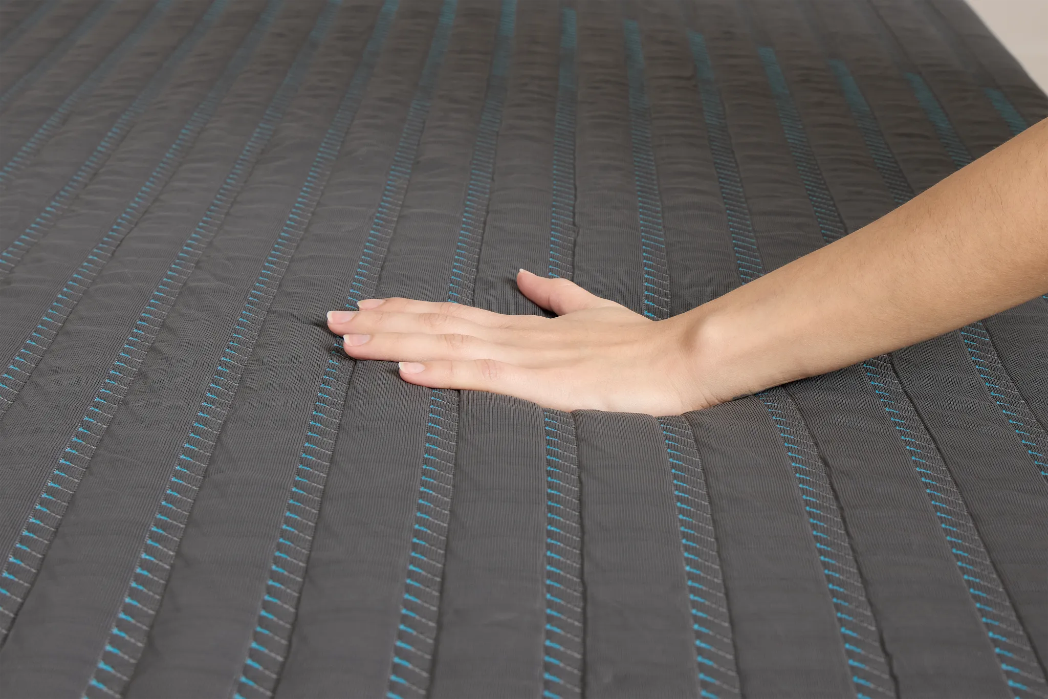 Rest & Renew Performance Max 14.5" Medium Hybrid Mattress